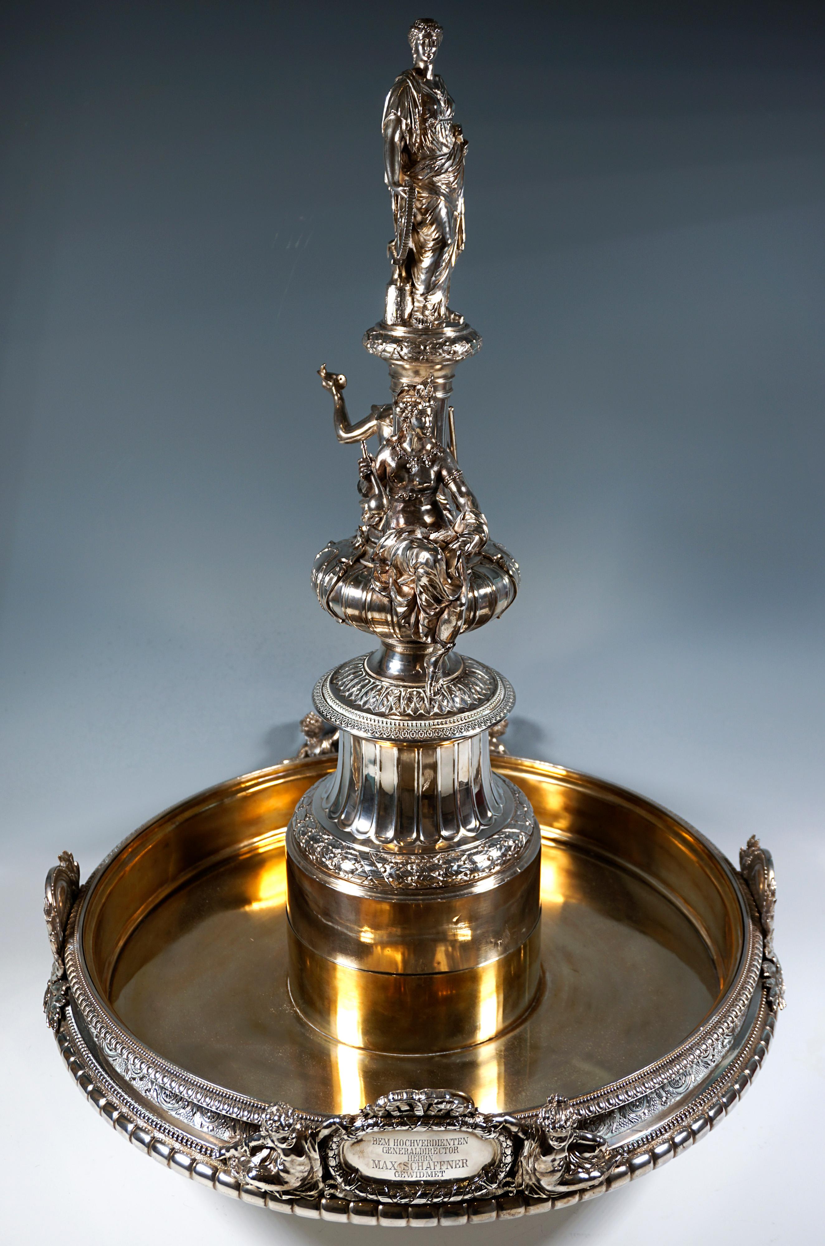 Magnífico centro de mesa grande de plata Art Nouveau, de J.C. Klinkosch Viena, 1884 en venta 4