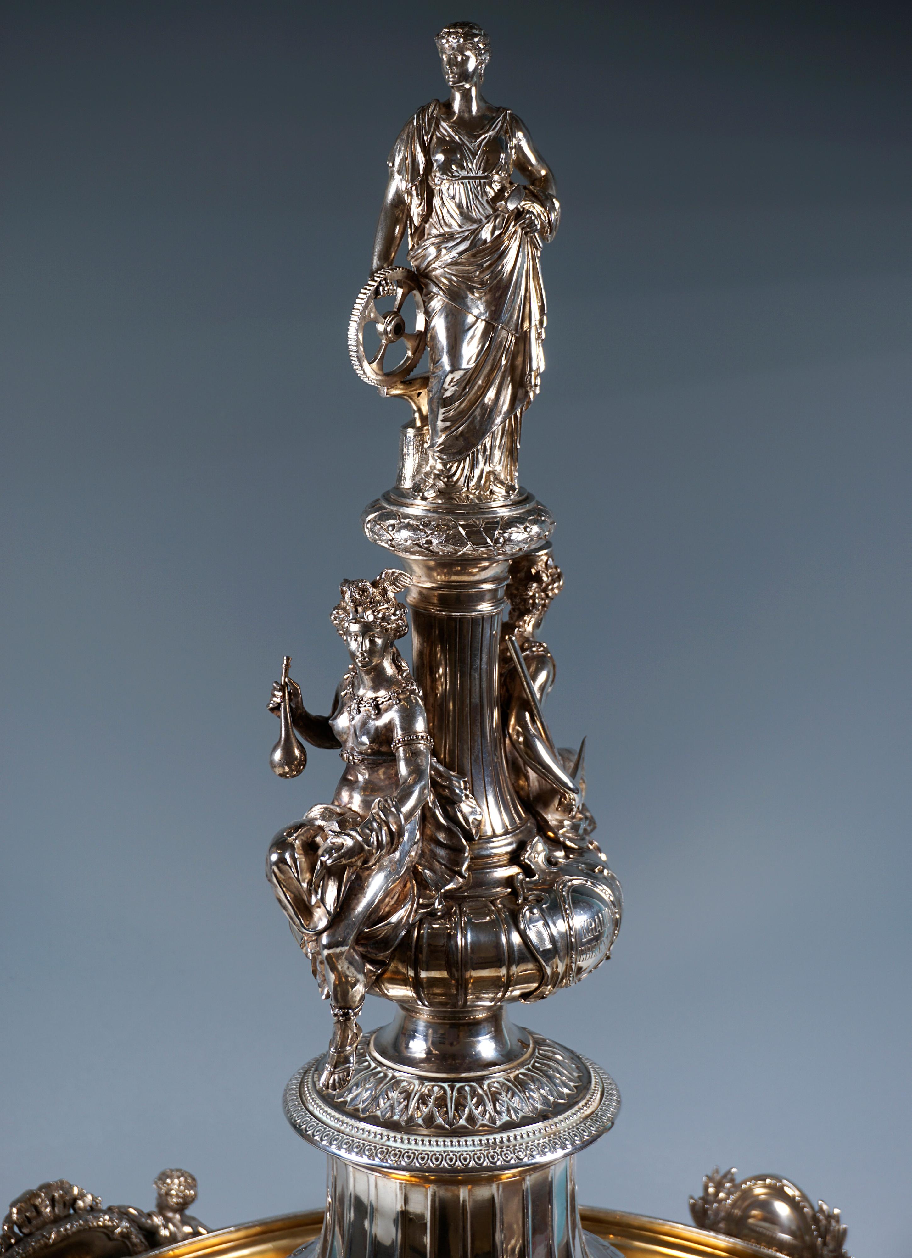 Magnífico centro de mesa grande de plata Art Nouveau, de J.C. Klinkosch Viena, 1884 en venta 2