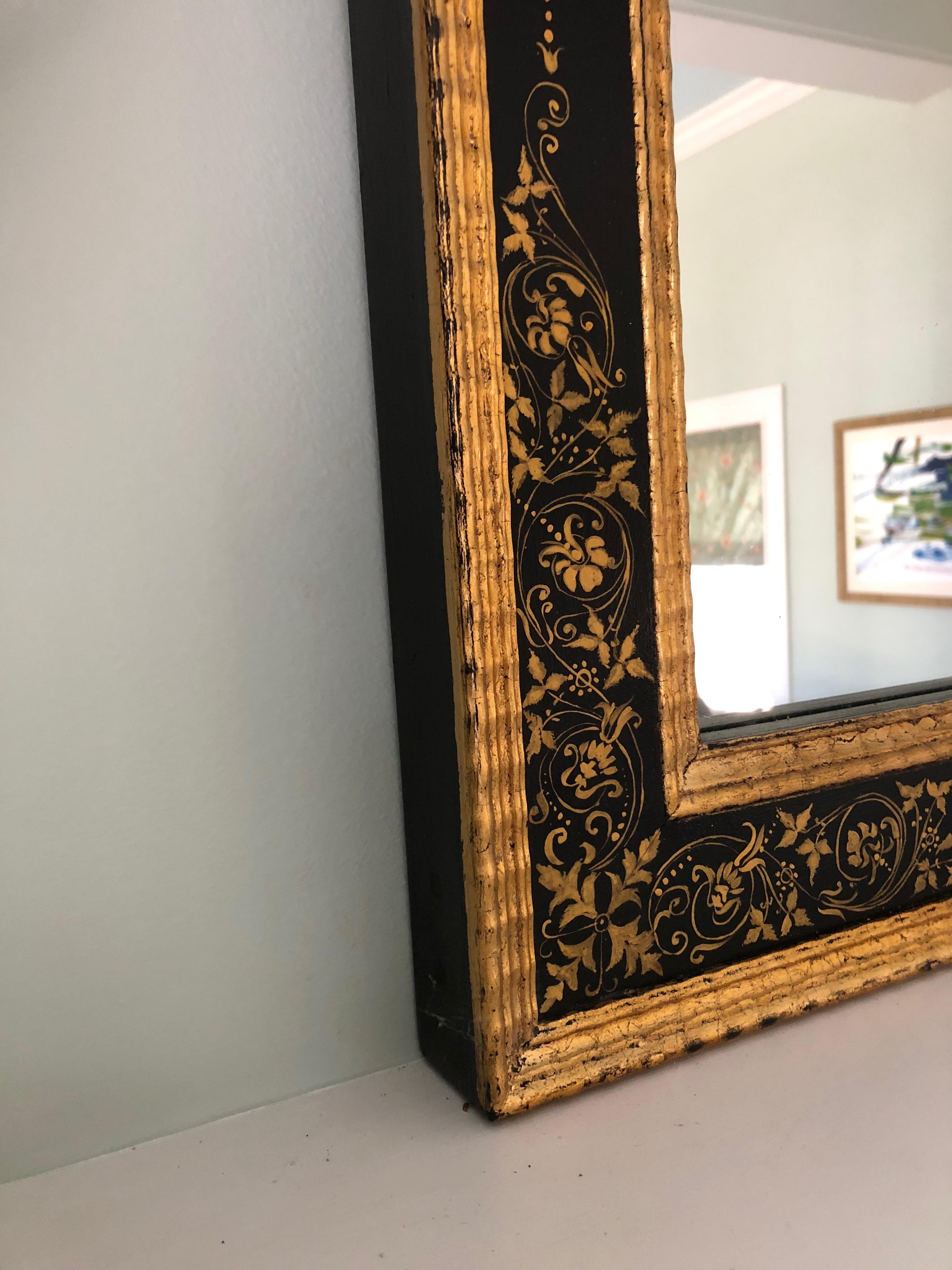 Hollywood Regency Magnifique grand miroir noir et or de style Régence
