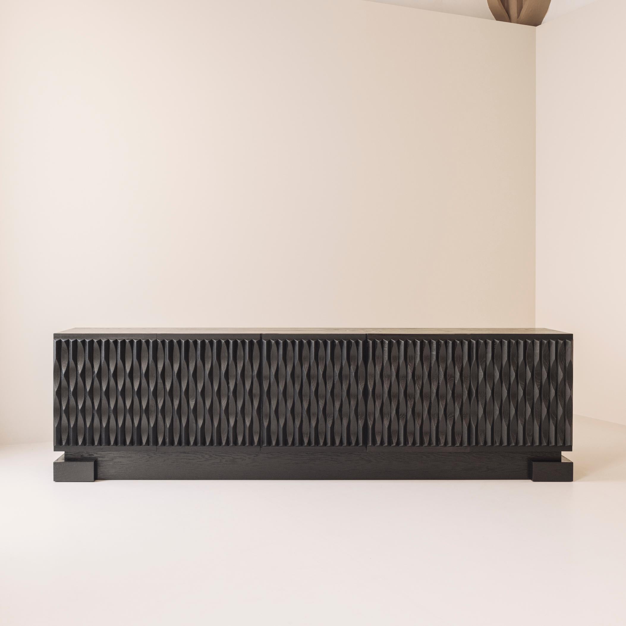 Magnificent large brutalist 'Maison Aurora' sideboard in oak from Belgium, 1970s 8
