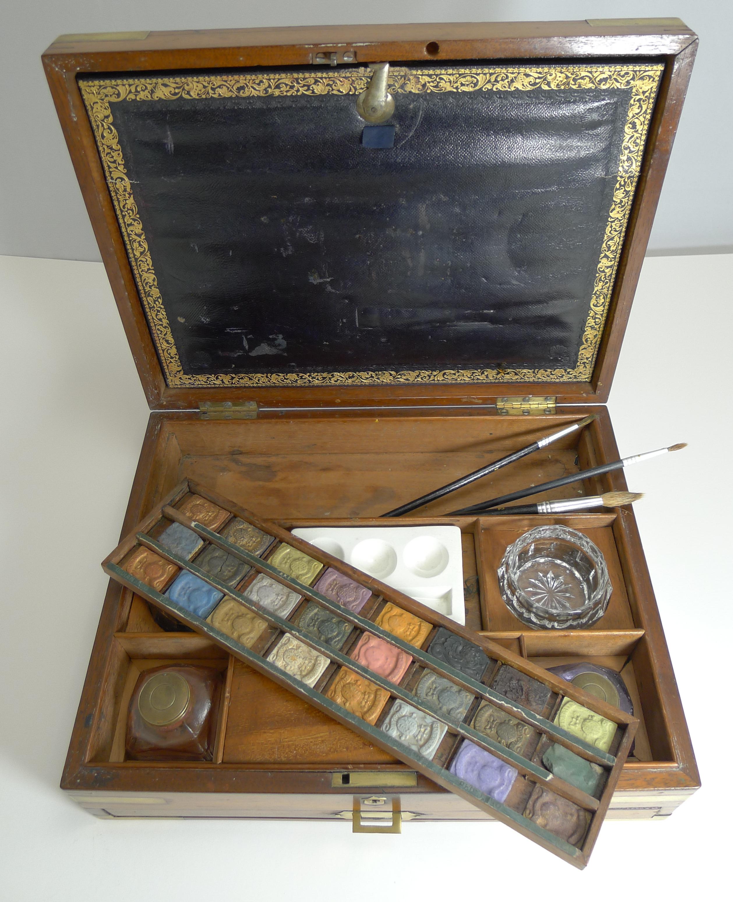 Magnificent Large Reeves & Sons Artist / Watercolor Box, circa 1860 In Good Condition In Bath, GB