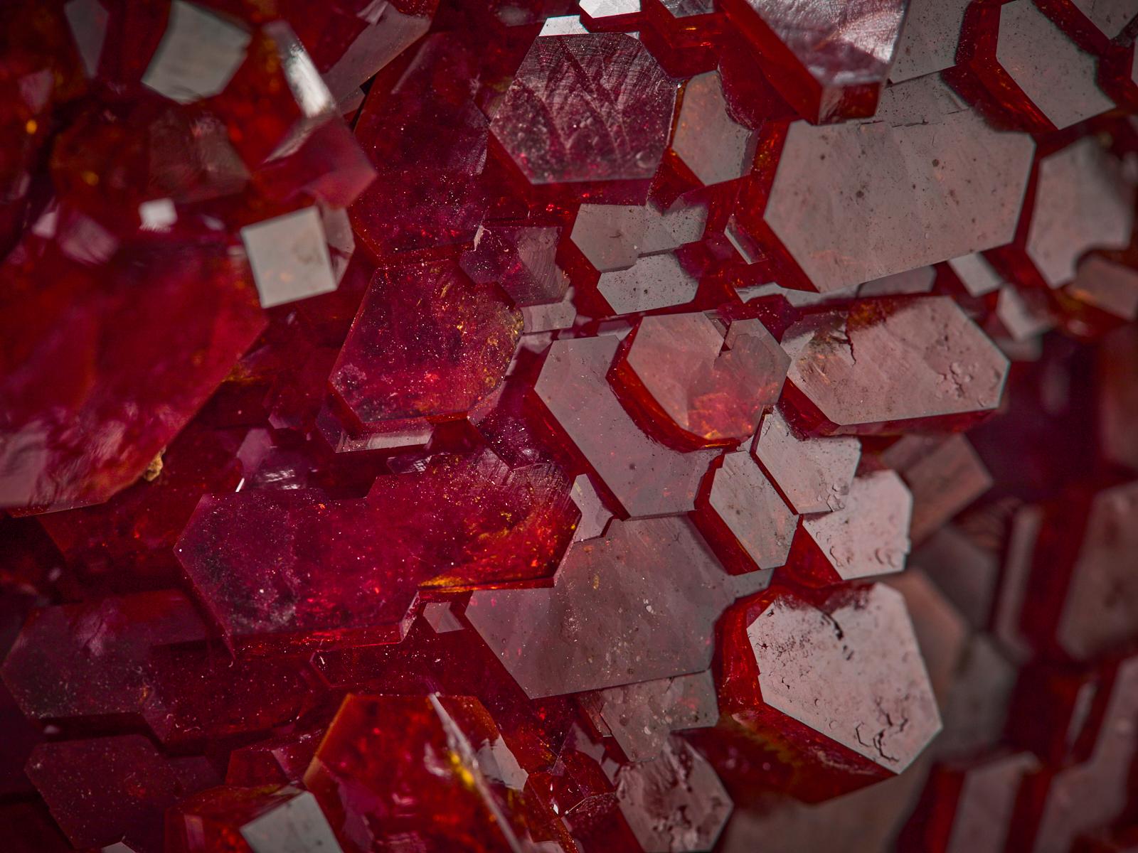Magnificent Large Vanadinite im Angebot 10
