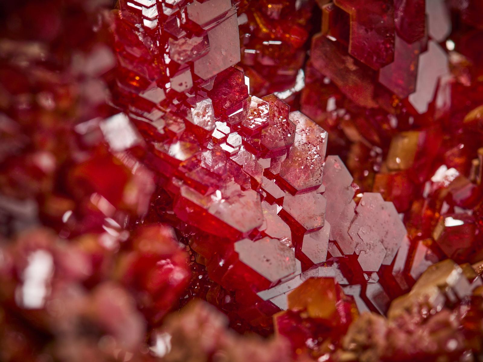 Magnificent Large Vanadinite im Angebot 11