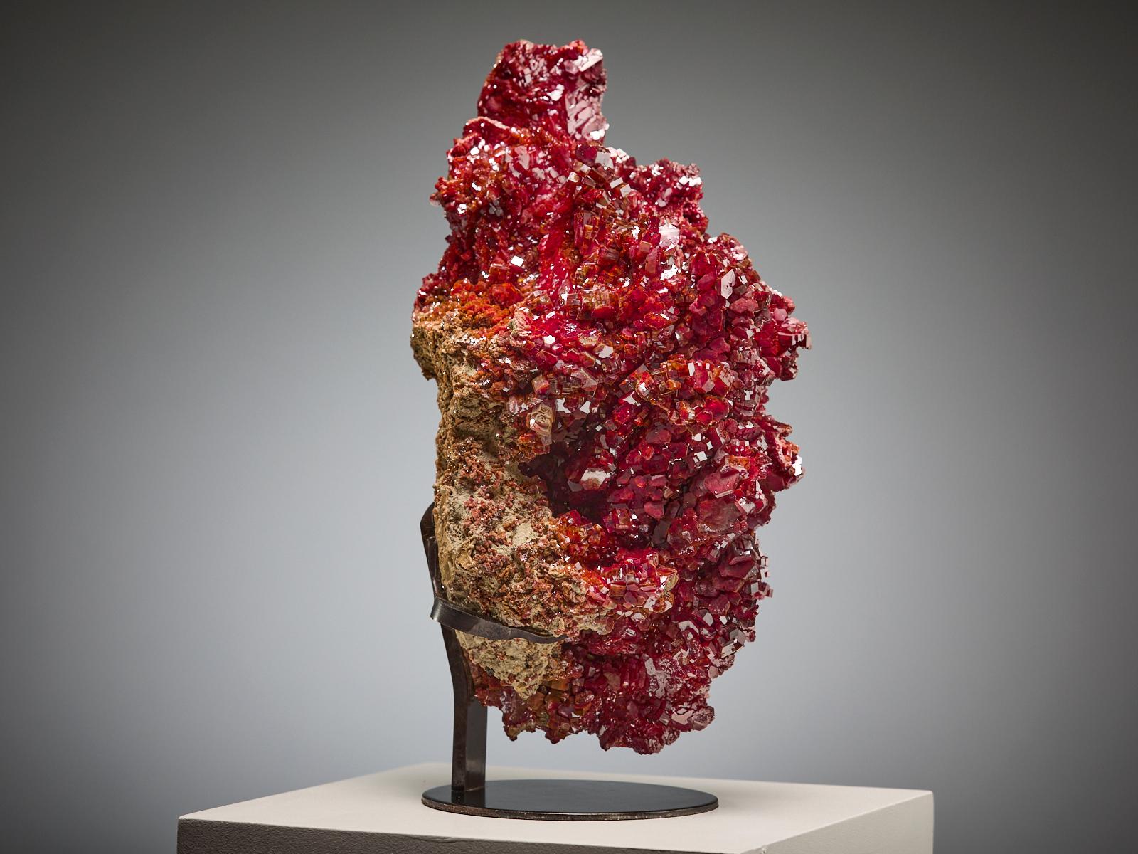 Magnificent Large Vanadinite (Kristall) im Angebot