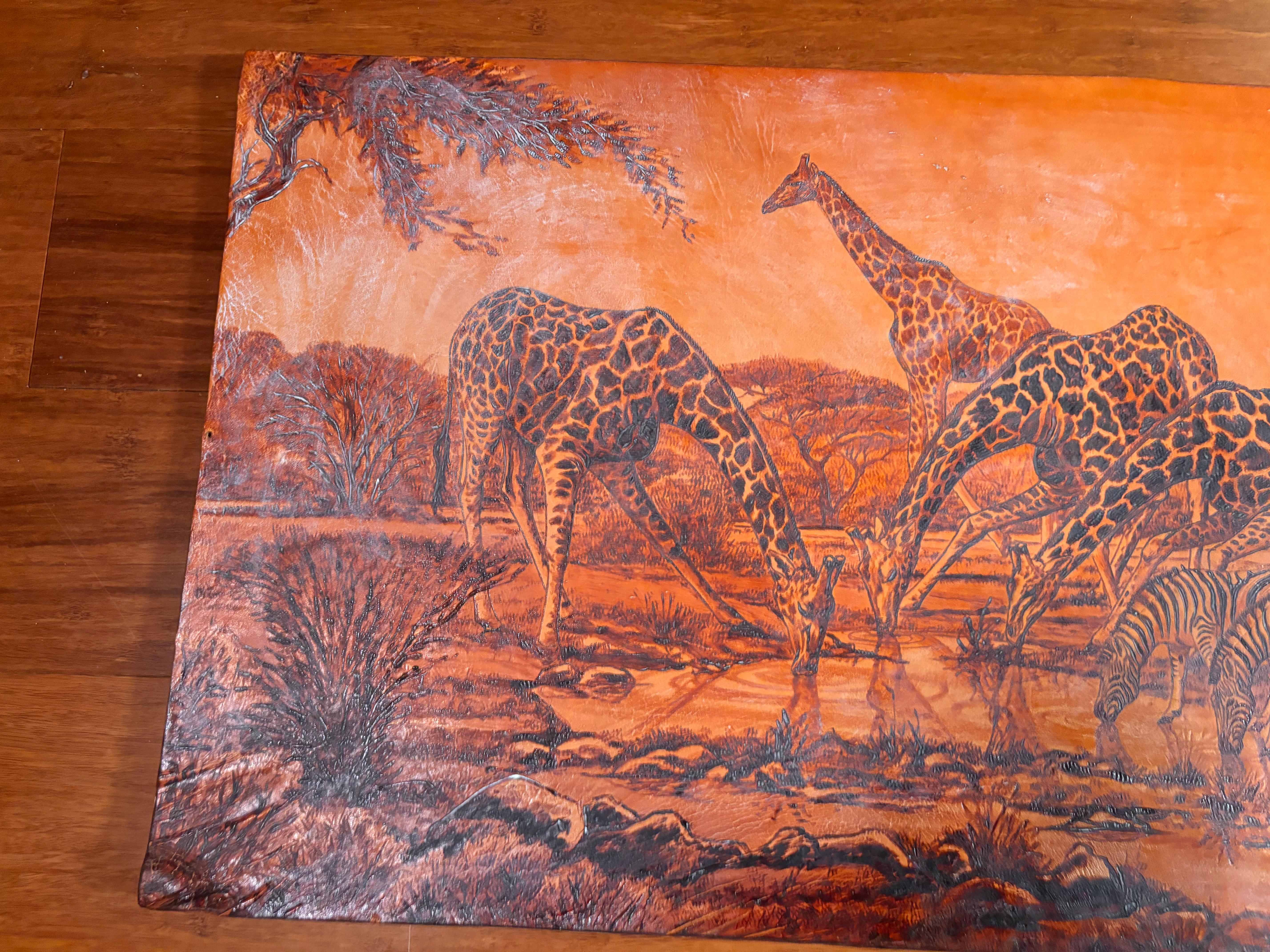 Intagliato a mano Magnifico grande Zebra e Giraffe all'acqua Arte africana, 1980 in vendita