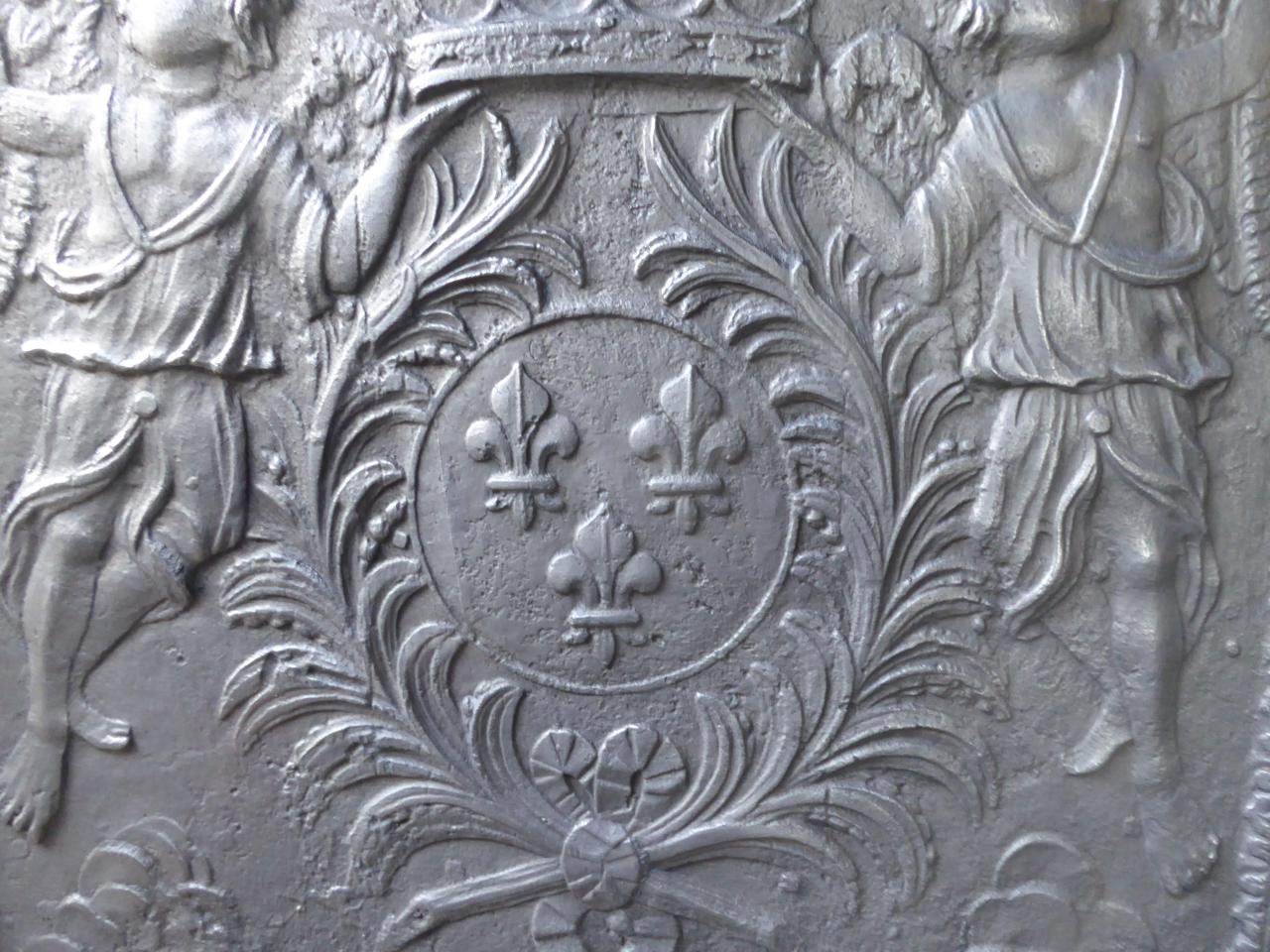 Magnificent Louis XV 'Arms of France' Fireback / Backsplash, 18th Century In Good Condition For Sale In Amerongen, NL