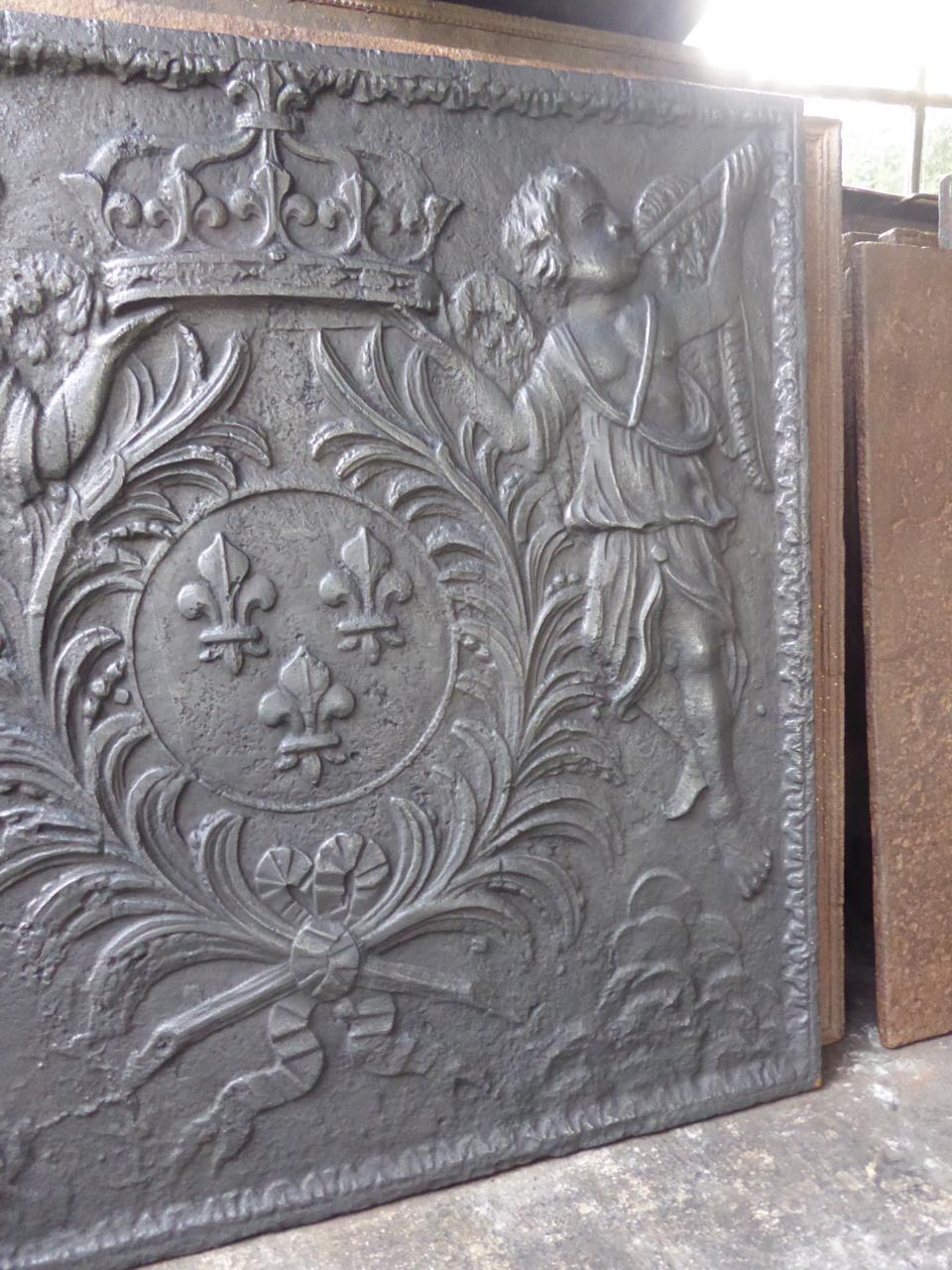 Magnificent Louis XV 'Arms of France' Fireback / Backsplash, 18th Century For Sale 2