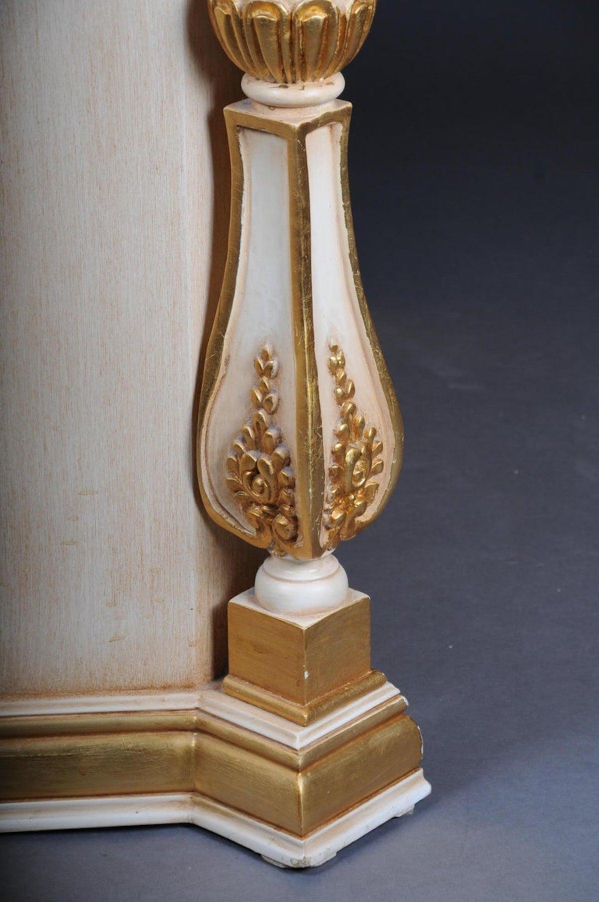 Magnifica cassettiera / credenza Luigi XV in vendita 10