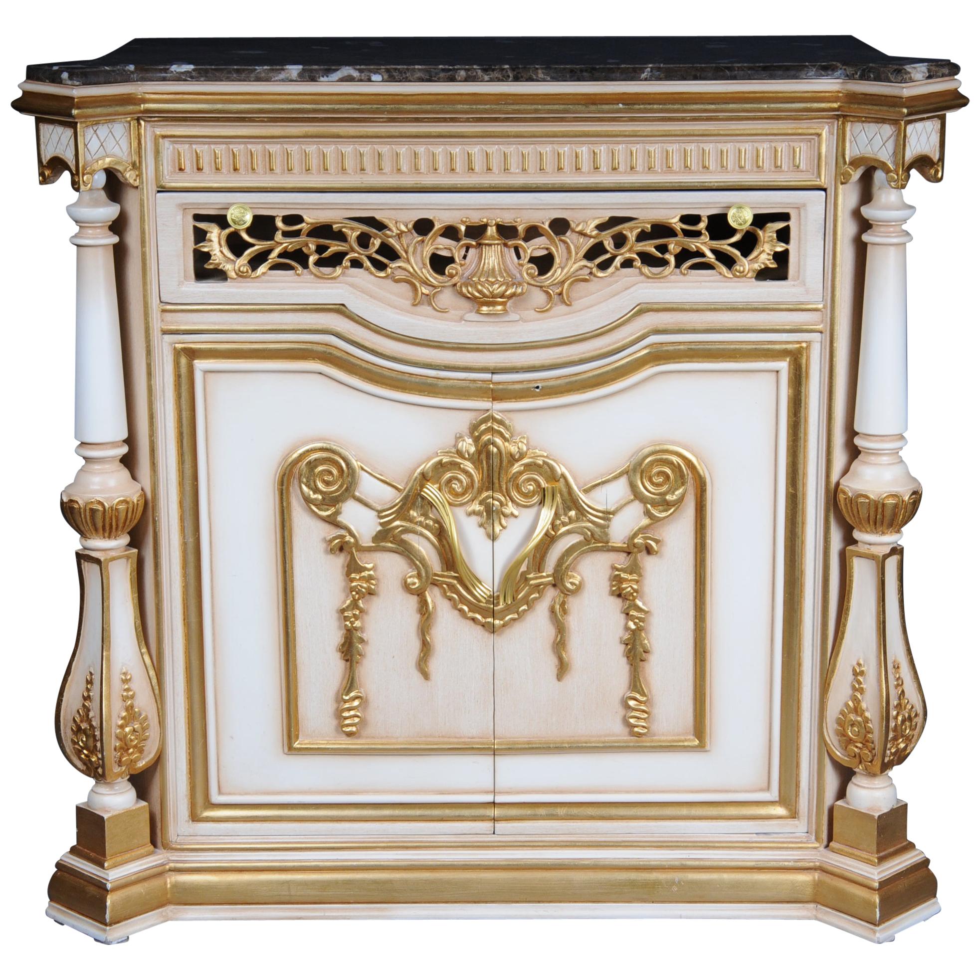 Prächtige Louis XV Kommode / Sideboard