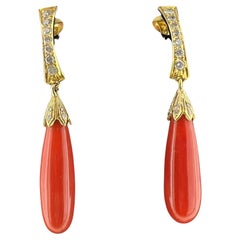 Vintage Magnificent Mediterranean Natural Coral, Diamond, 18K Gold Drop Clip on Earrings