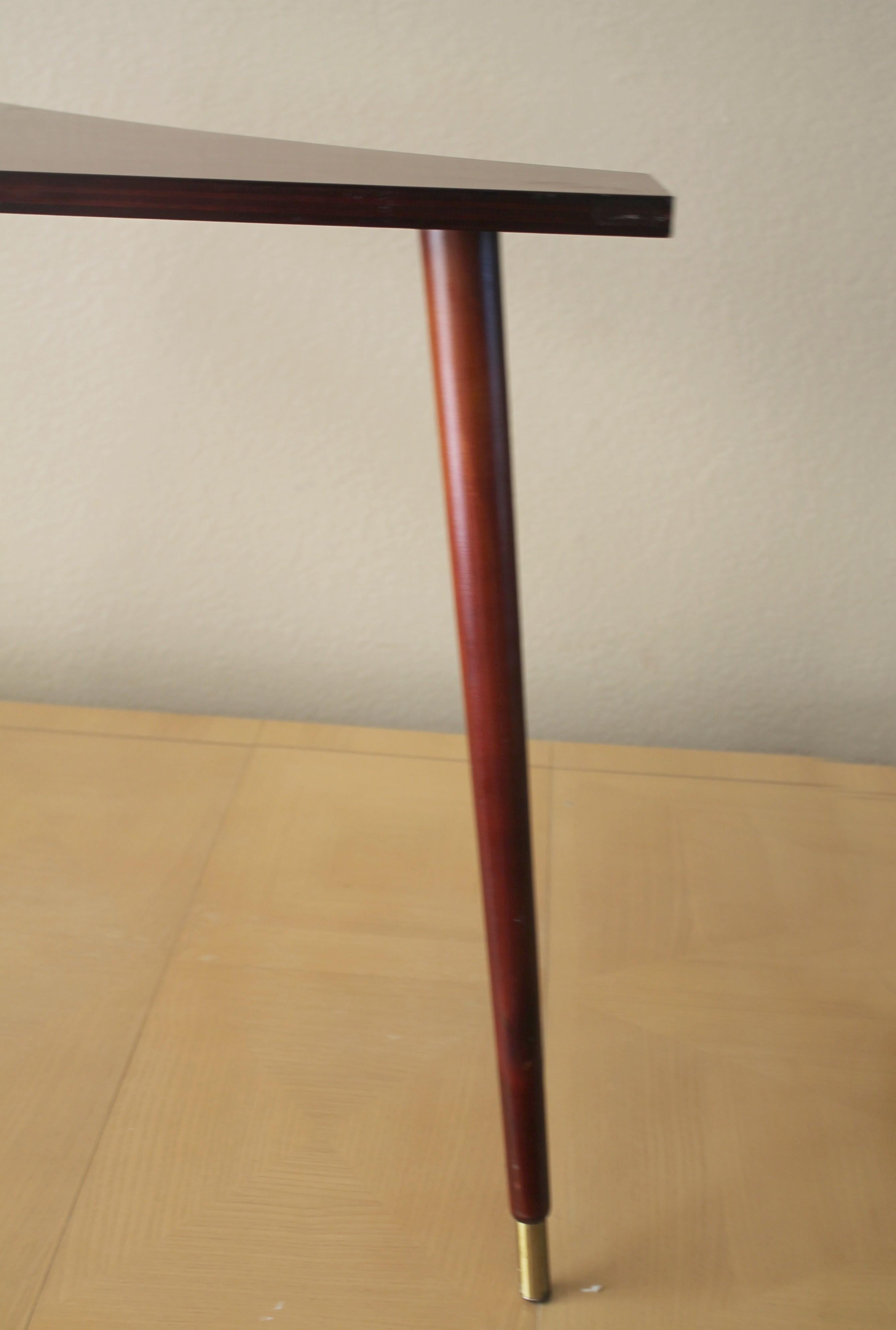 Magnificent Mid Century Modern Red Mahogany Corner Table Rare Paul McCobb 1960s For Sale 2