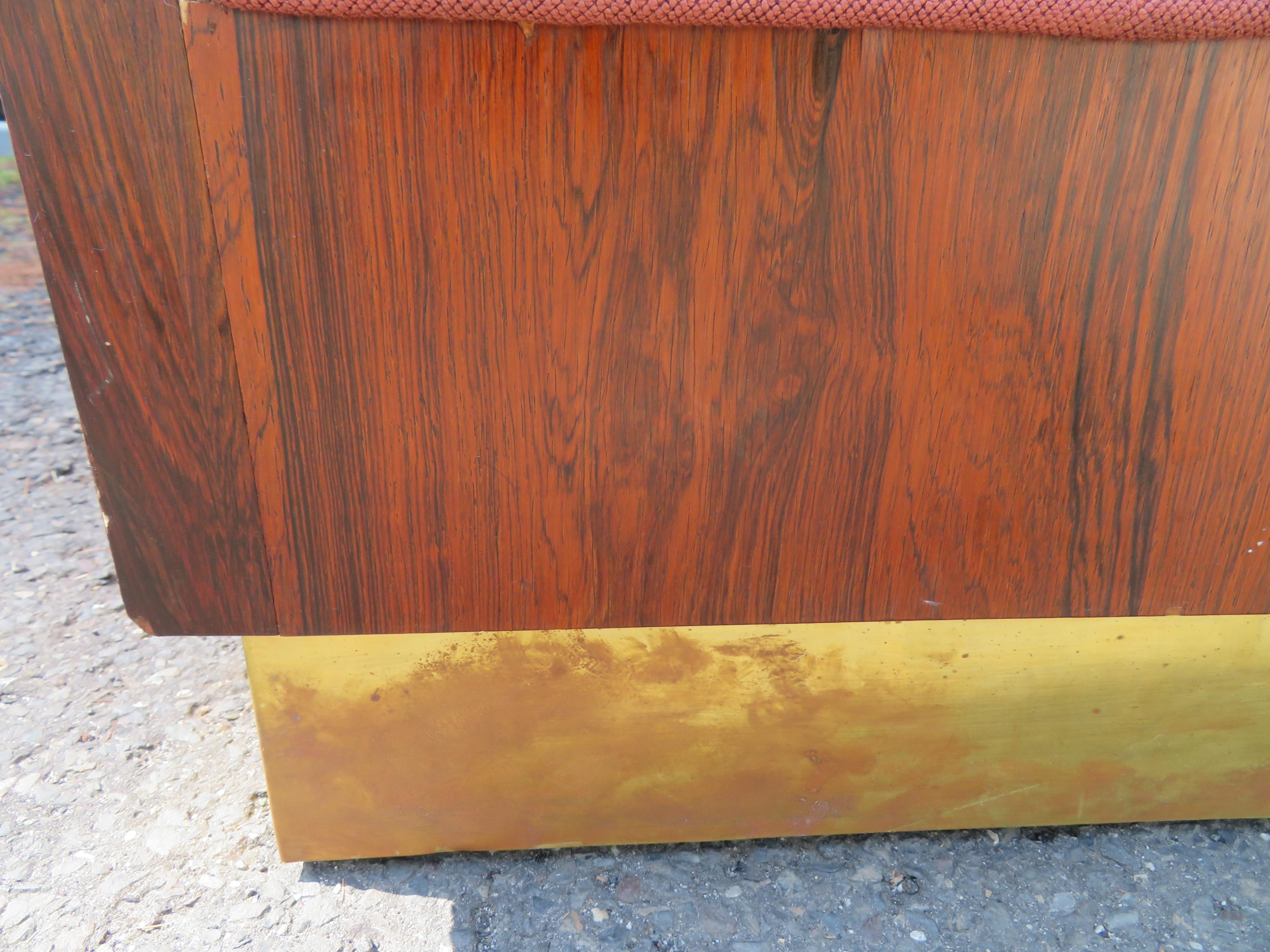 Magnificent Milo Baughman Rosewood Case Sofa Brass Base Mid-Century Modern For Sale 2