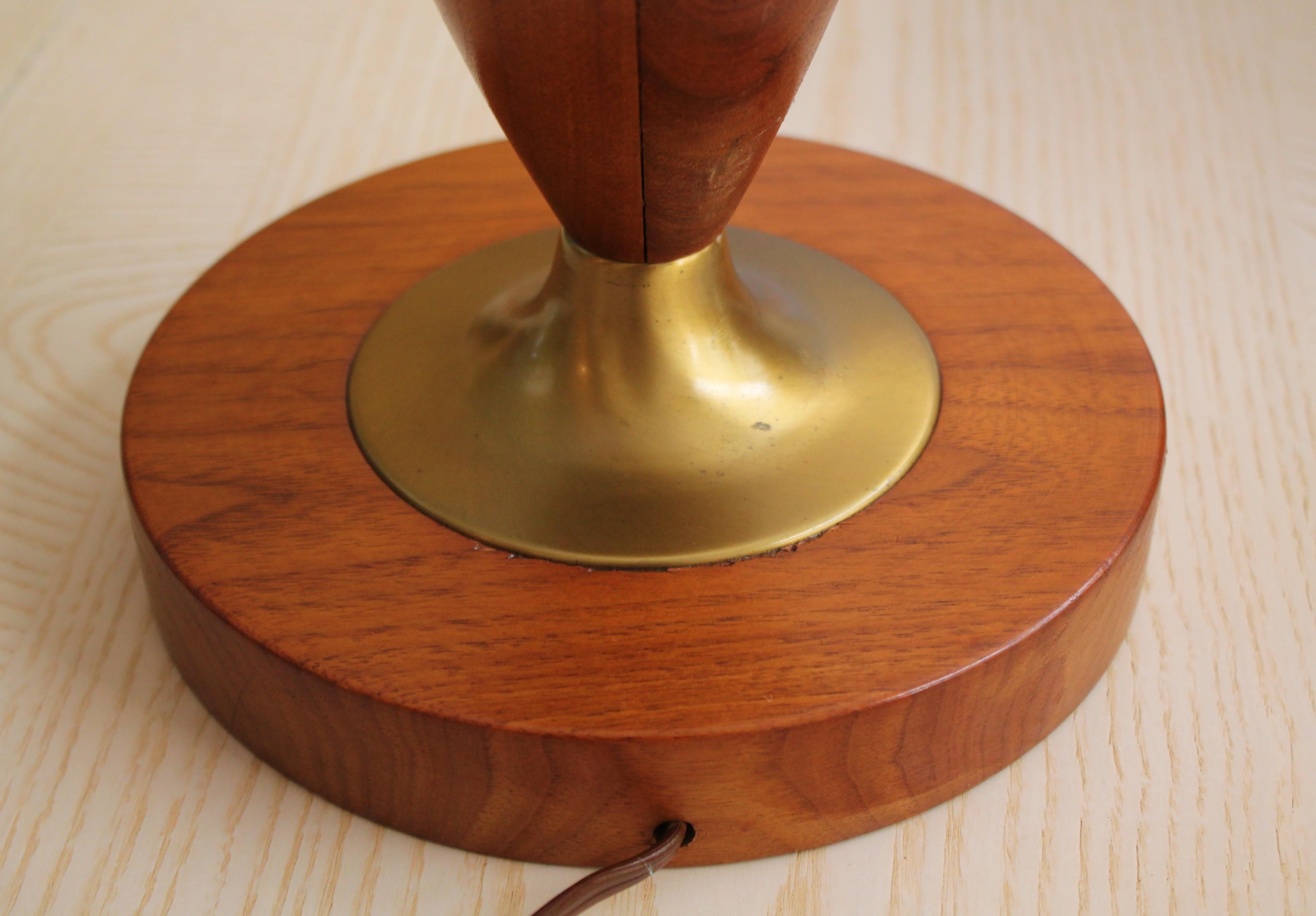 20th Century Magnificent Modeline Mid Century Danish Modern Rosewood Table Lamp 1958 Pearsall For Sale