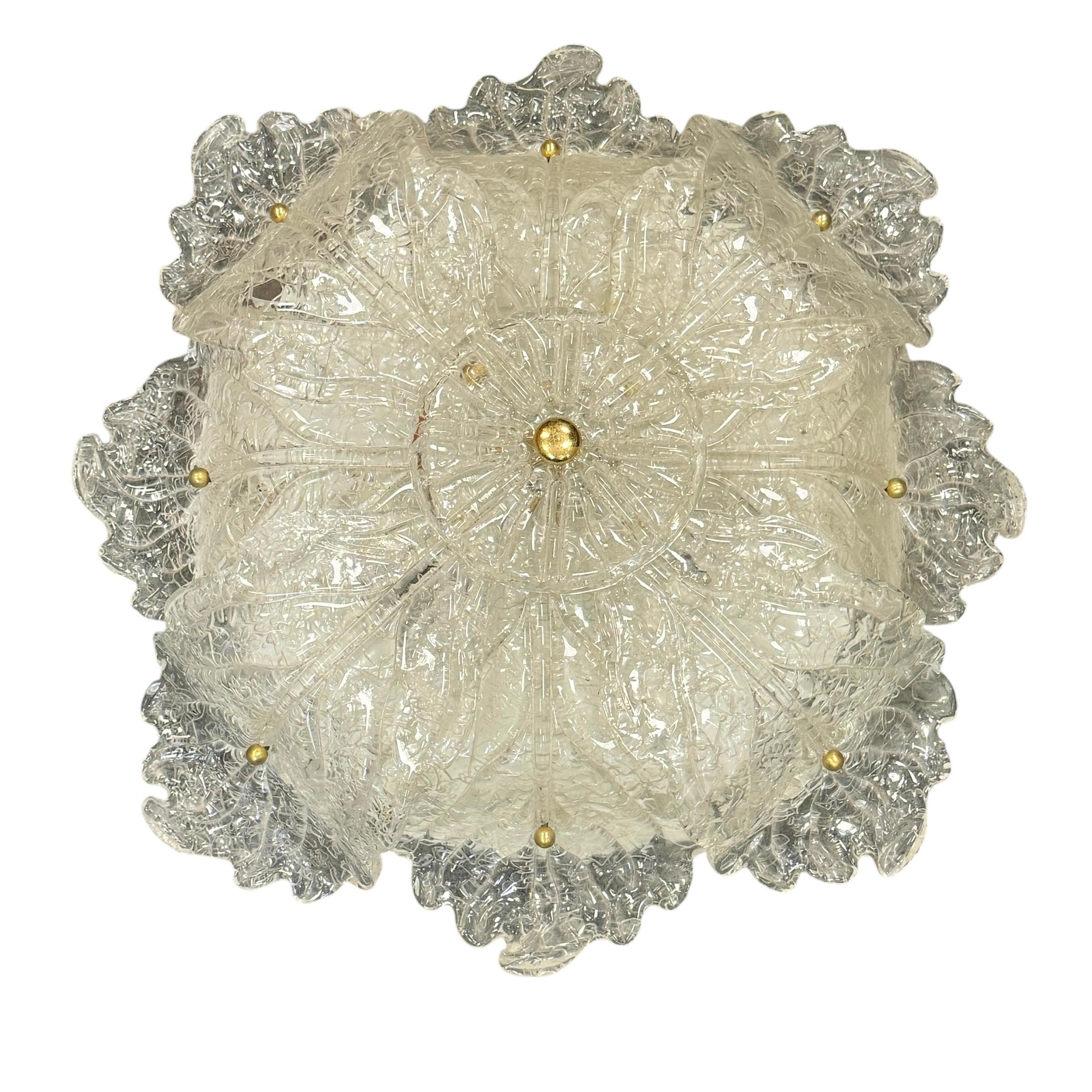 italien Magnifique plafonnier encastré de style Barovier Toso Murano des années 1960 en vente