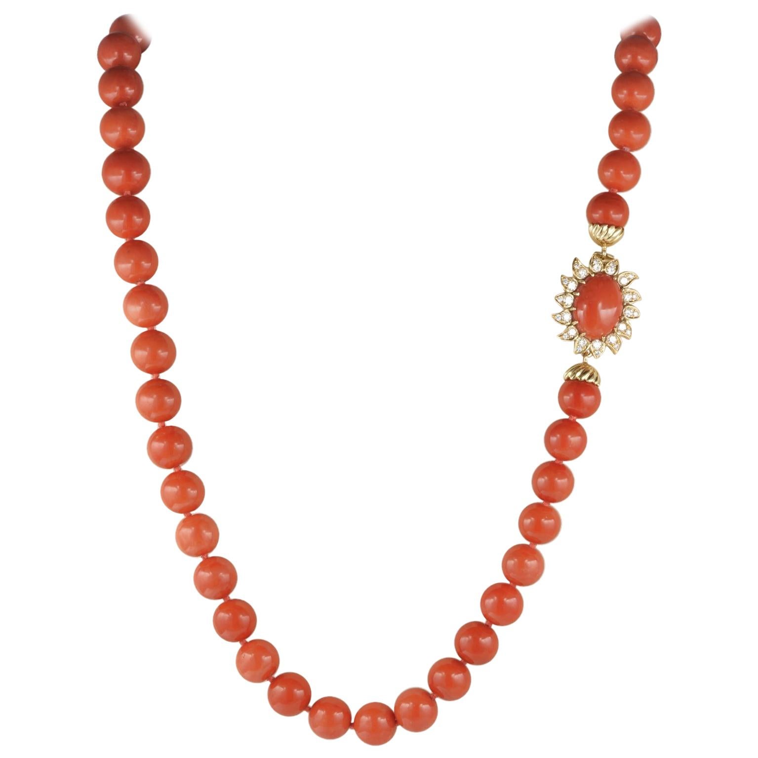 Magnificent Natural Red Salmon Necklace Flower Diamond Clasp For Sale