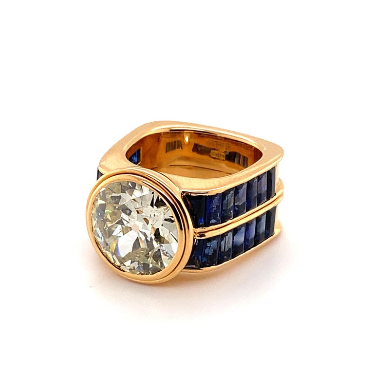 Contemporary Magnificent Old European Cut Diamond and Sapphire Ring For Sale
