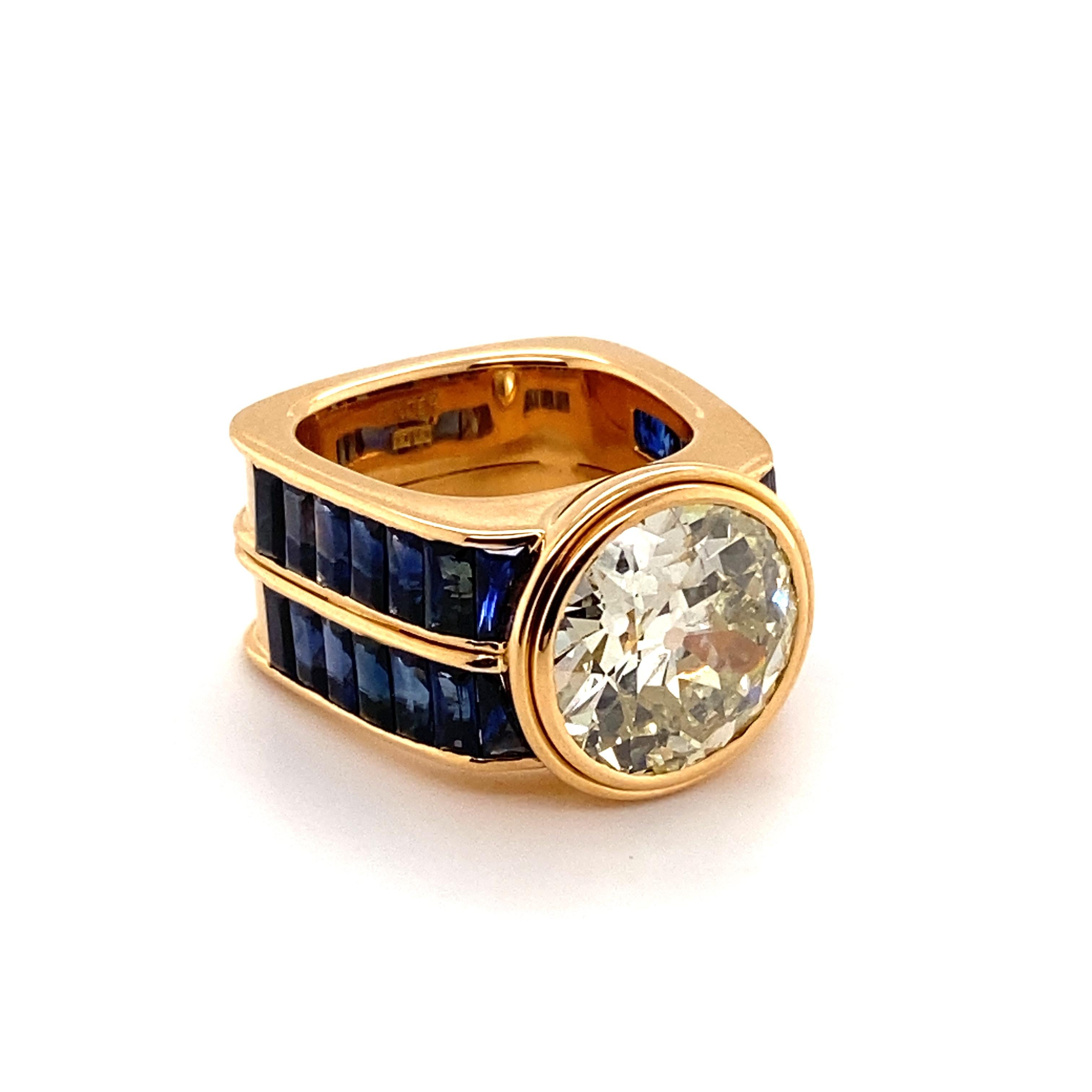 Magnificent Old European Cut Diamond and Sapphire Ring In Excellent Condition For Sale In Lucerne, CH