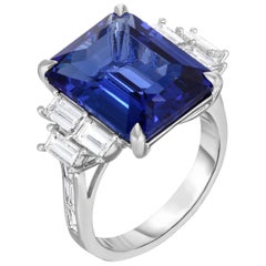 Magnificent, One of a Kind 18 Karat White Gold Deep Tanaznite 10.29 Carat Ring