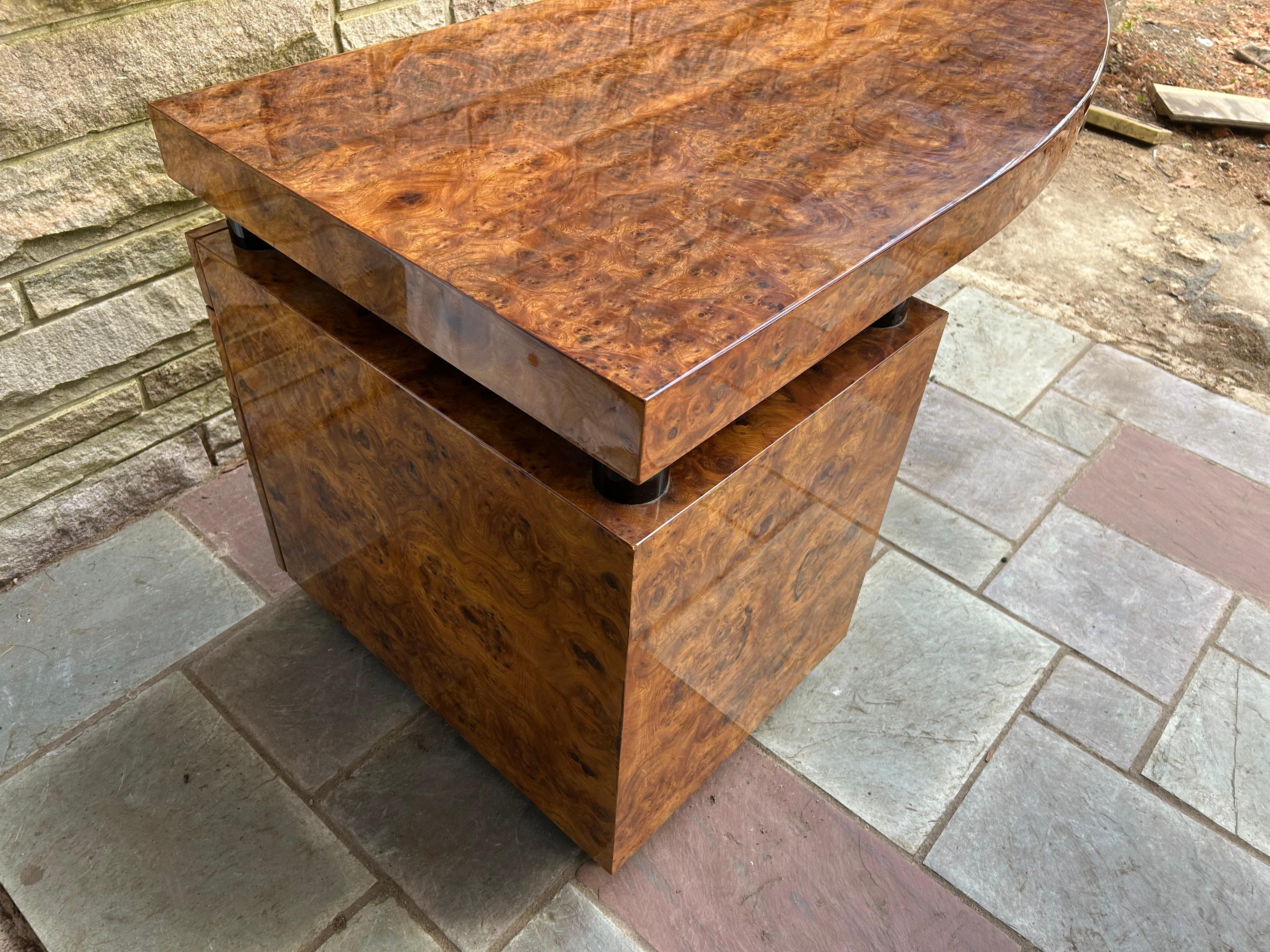 Magnificent Pace Collection Burl Wood Desk Leon Rosen For Sale 9
