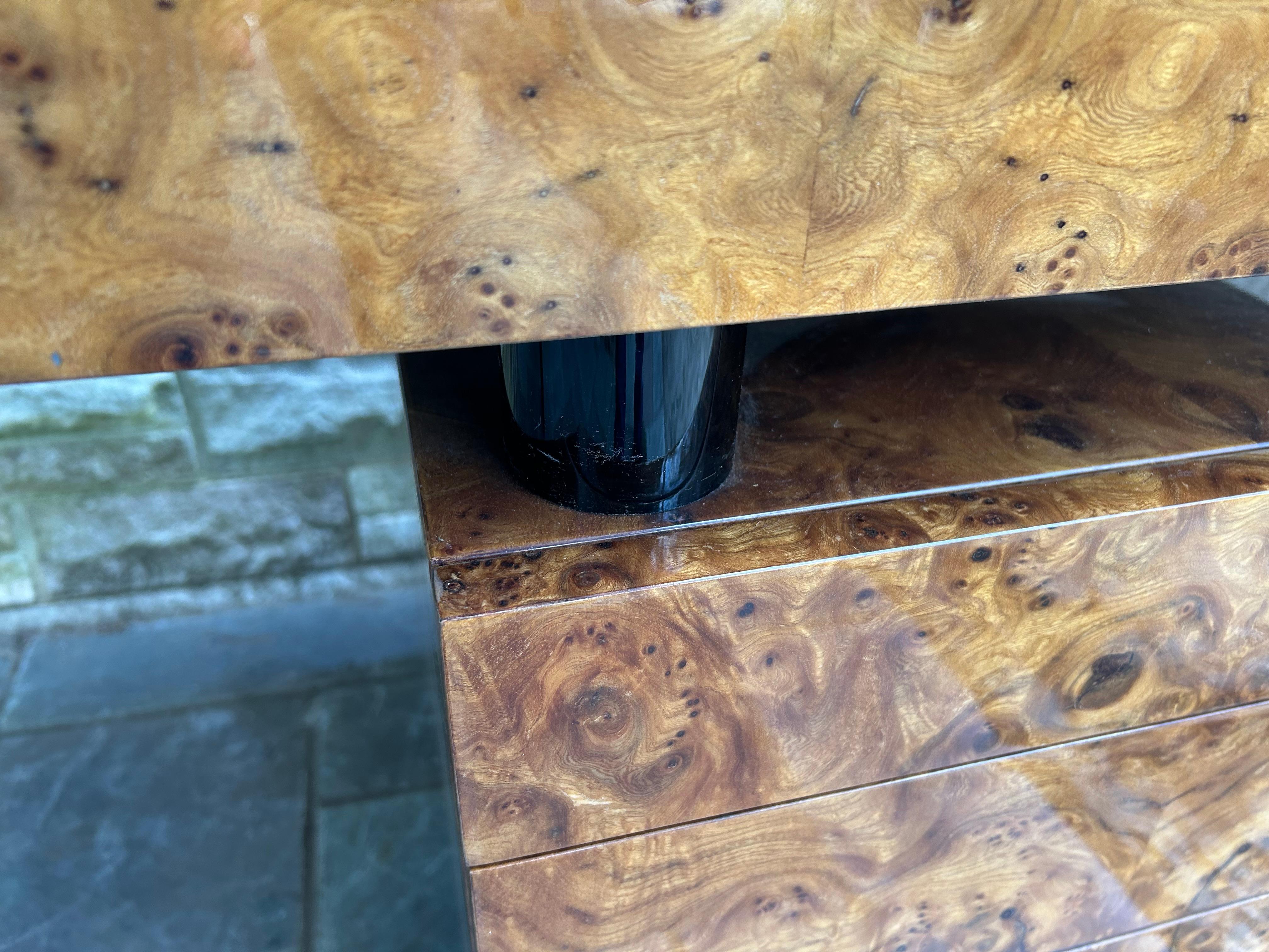 Magnificent Pace Collection Burl Wood Desk Leon Rosen In Good Condition For Sale In Pemberton, NJ