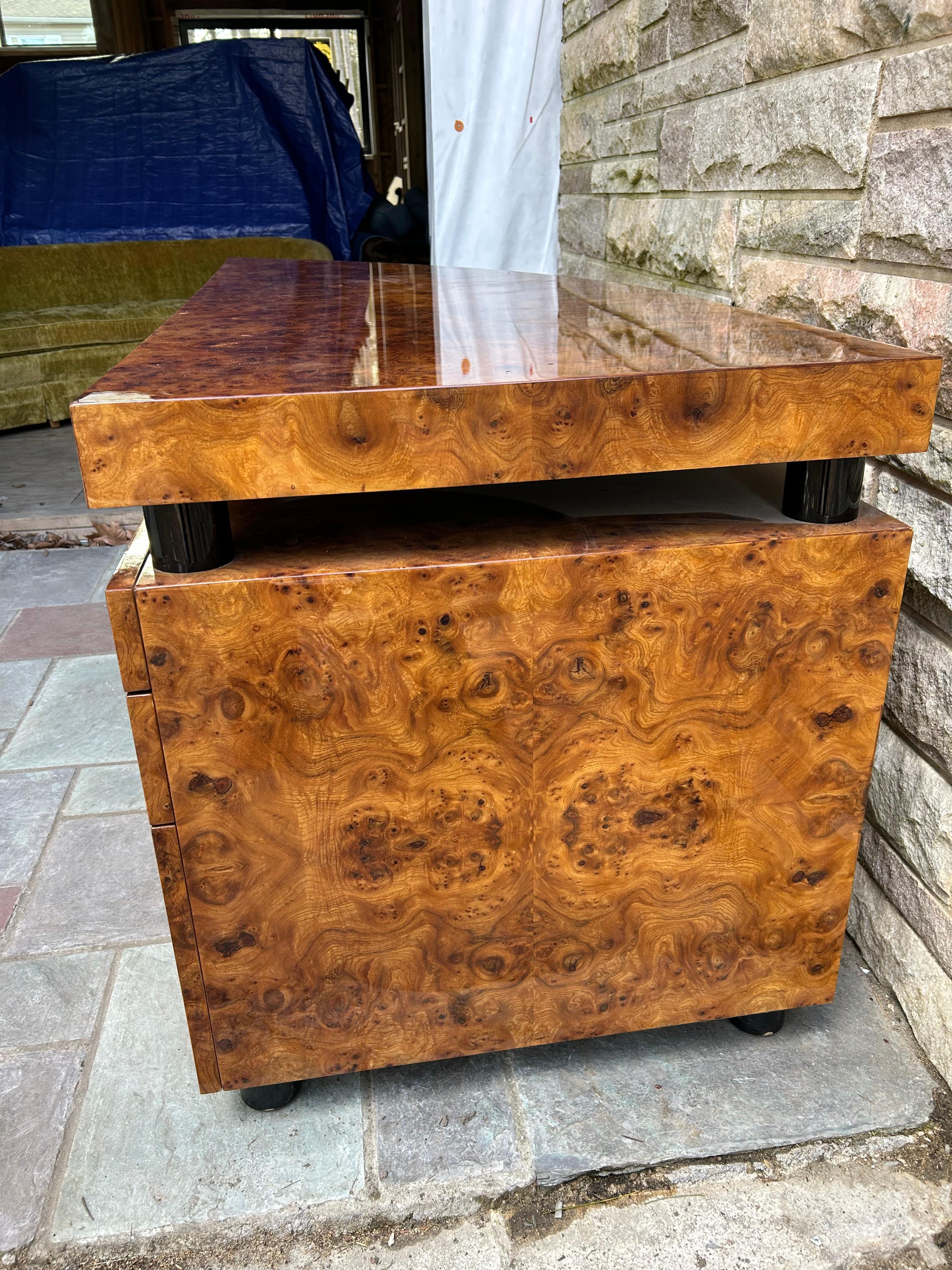 Magnificent Pace Collection Burl Wood Desk Leon Rosen For Sale 2