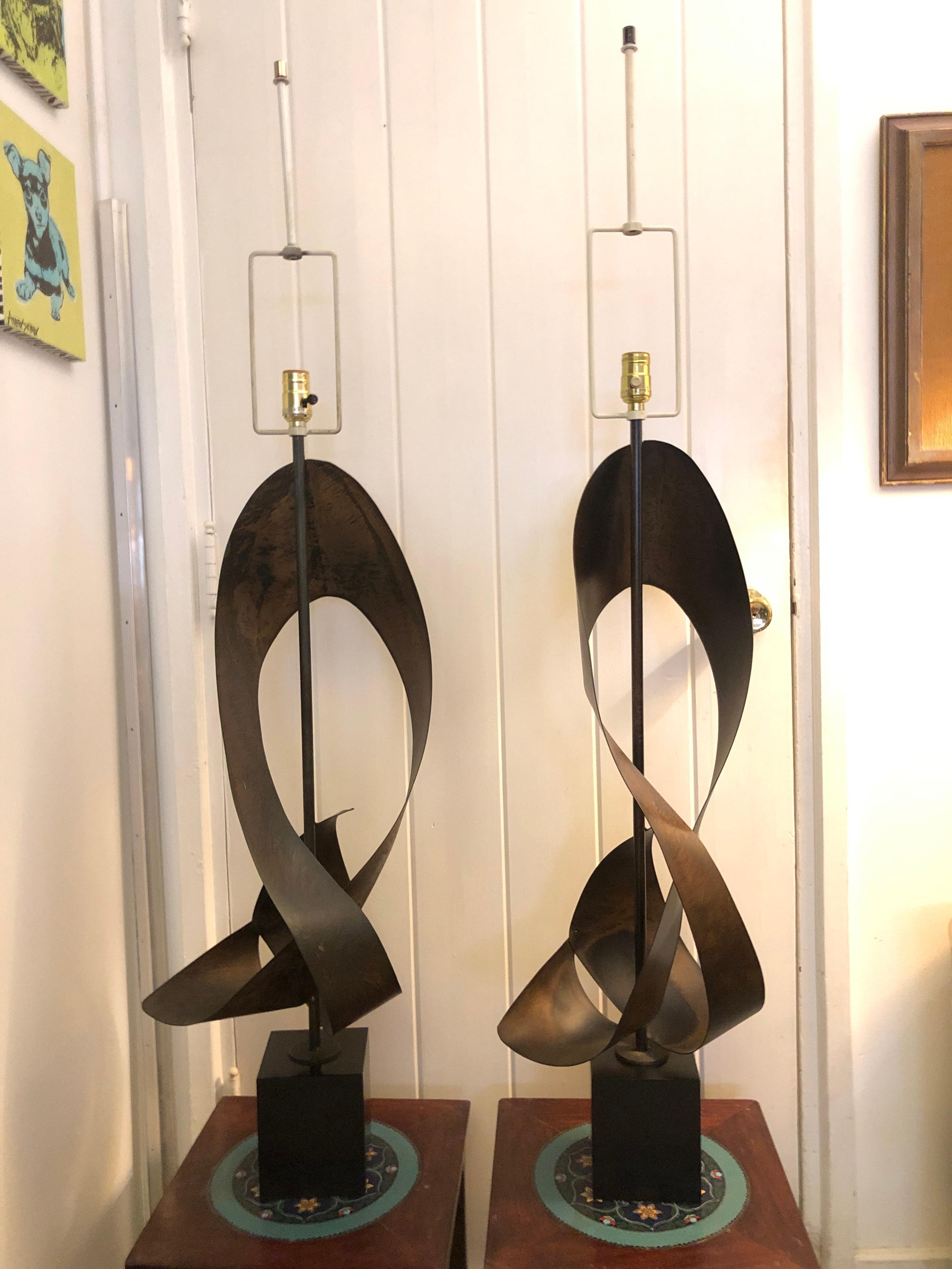 Magnifique paire de lampes laurier brutalistes à ruban Richard Barr et Harold Weiss en vente 5