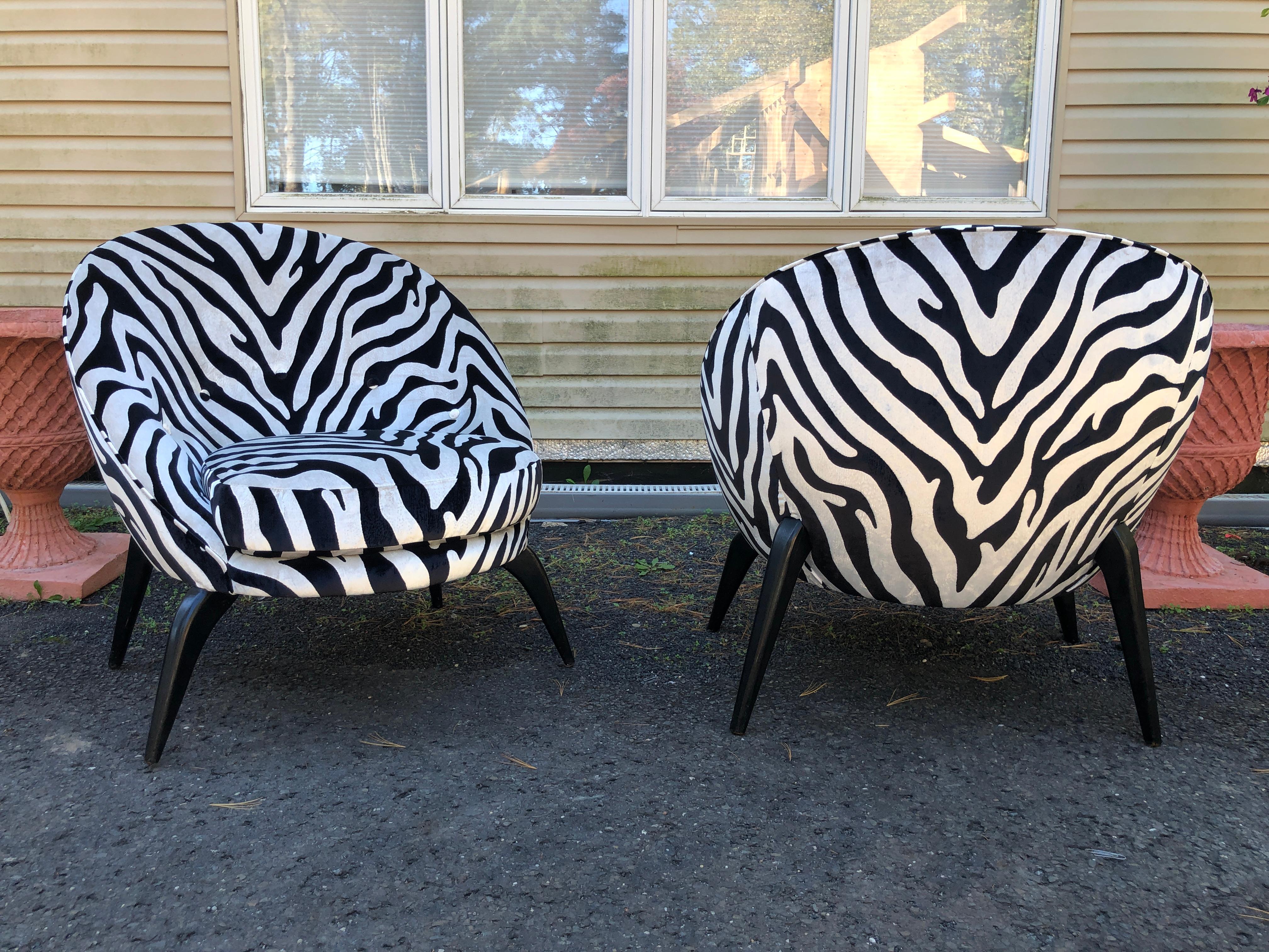 American Magnificent Pair Jack Sherman for Chaircraft of California Pom Pom Chairs  For Sale