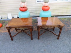 Prchtiges Paar John Stuart-Bambusimitat-Beistell-/Beistelltische, Chinoiserie