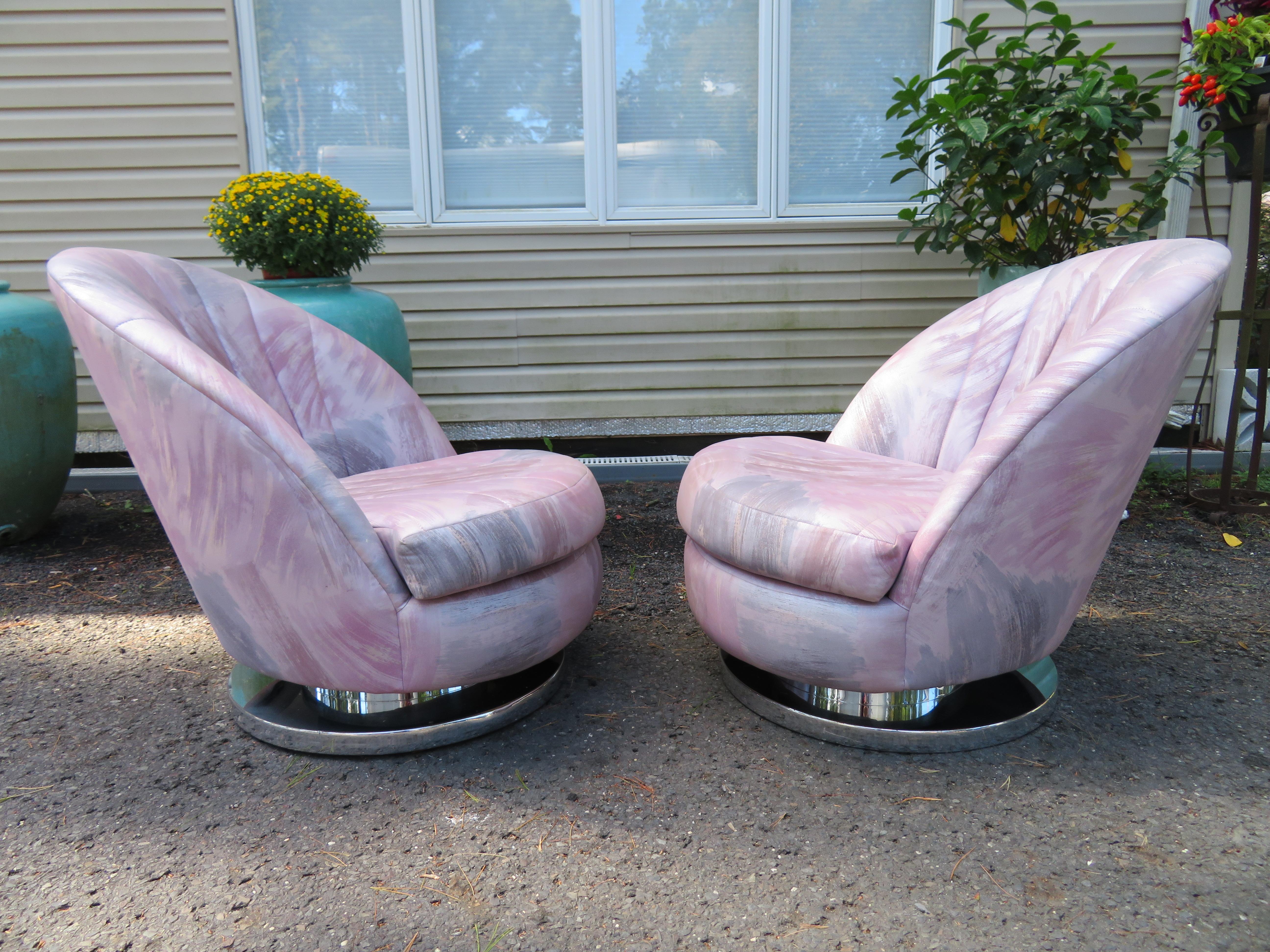American Magnificent Pair Milo Baughman Thayer Coggin Swivel Chrome Rocker Chairs For Sale