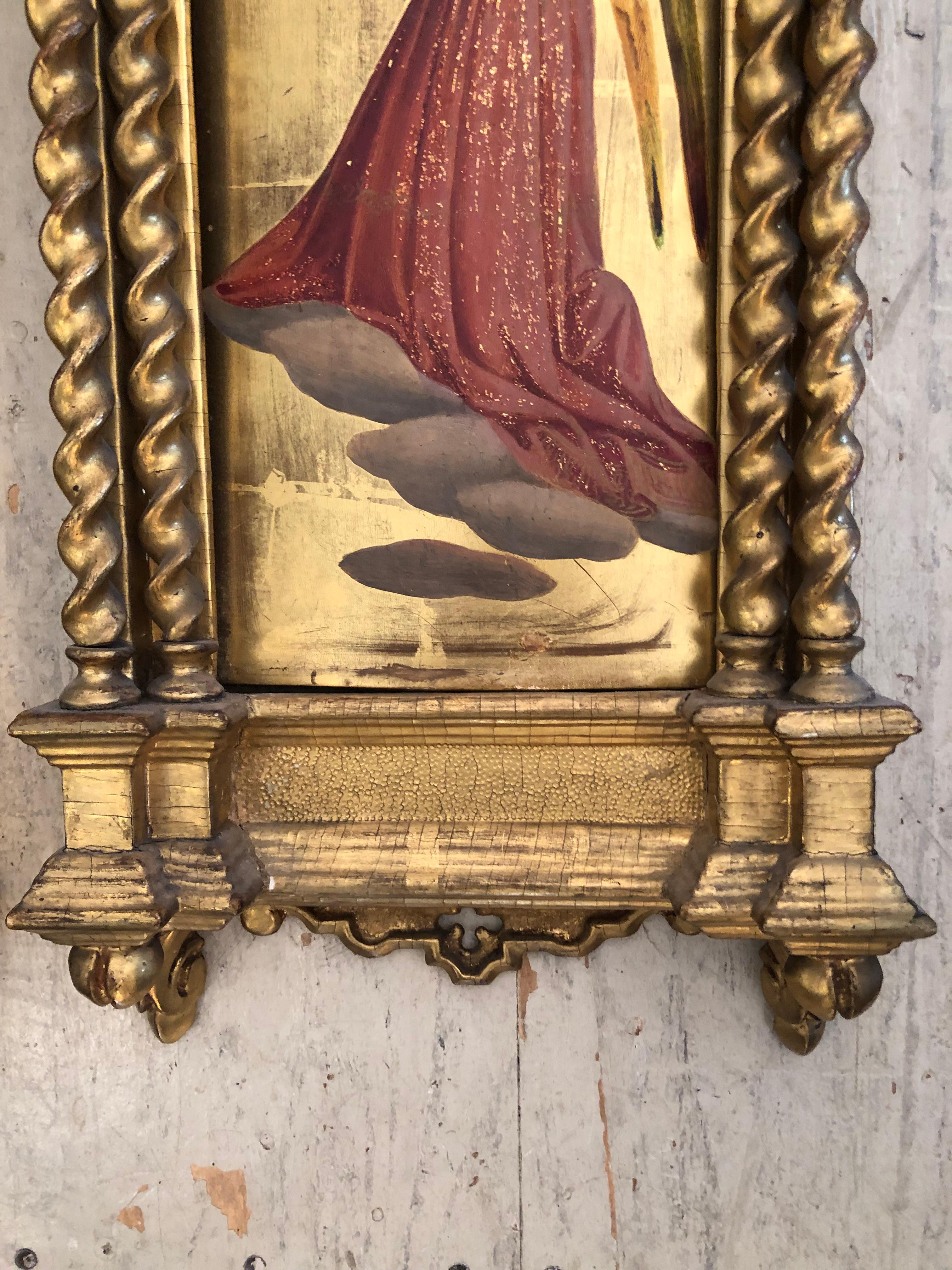 Magnificent Pair of 19th Century Giltwood Handpainted Icons In Good Condition In Hopewell, NJ