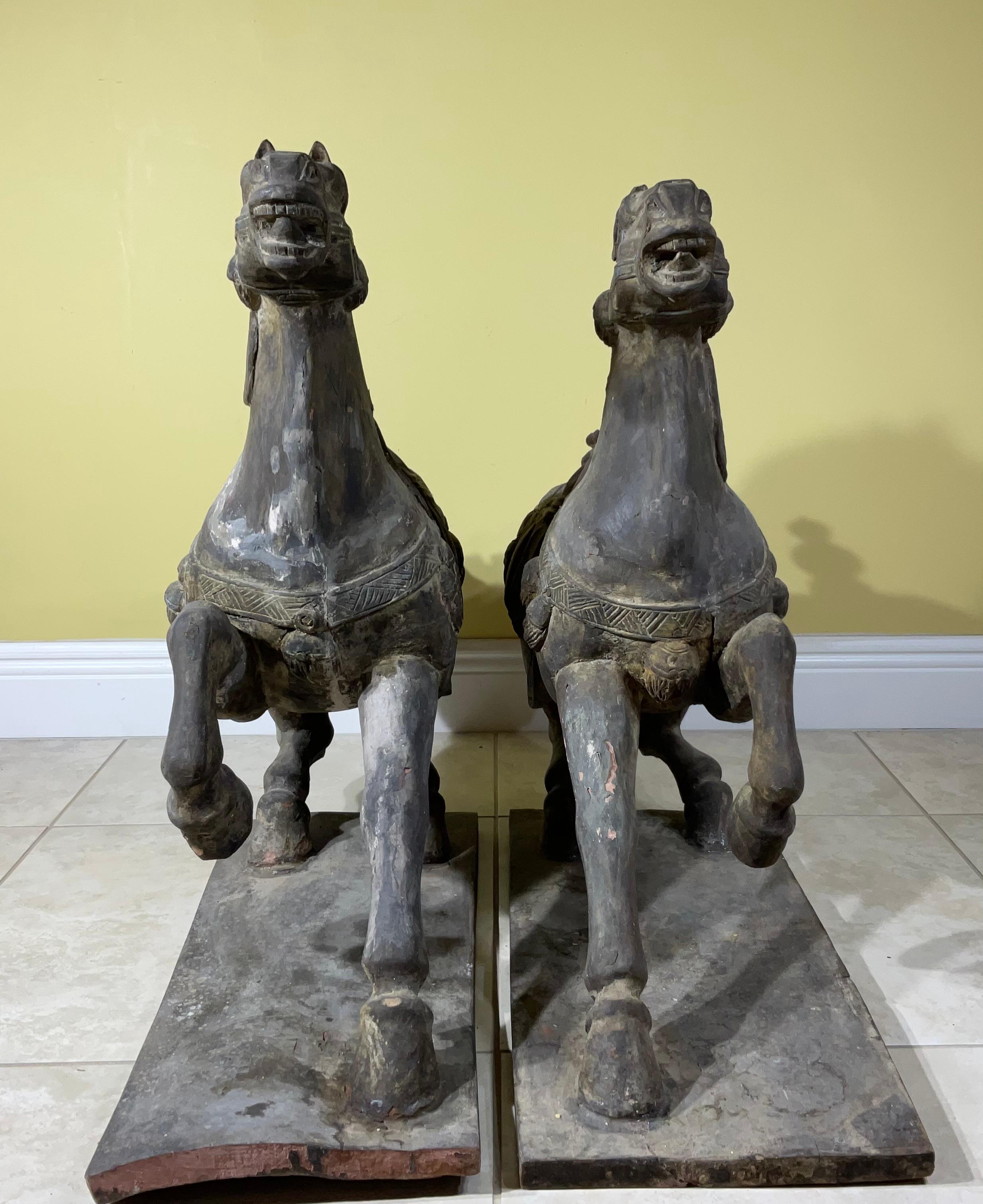 Magnificent Pair of Antique Tang Dynasty Style Carved Horses For Sale 9