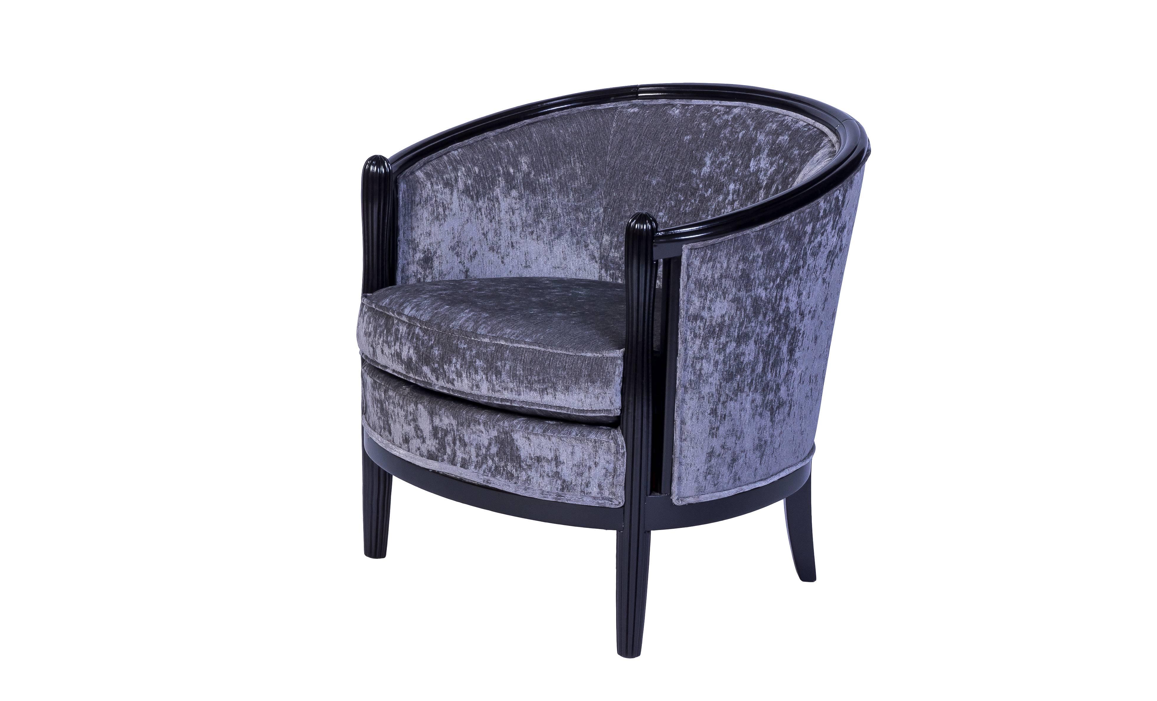 Art déco Magnifique paire de fauteuils club en acajou ébénisé et velours gris de luxe en vente