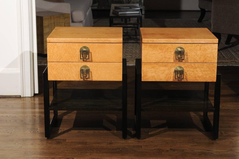 Magnificent Pair of End Tables by Renzo Rutili in Birdseye Maple, circa 1955 For Sale 7