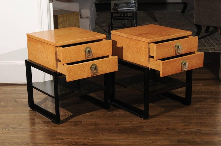 American Magnificent Pair of End Tables by Renzo Rutili in Birdseye Maple, circa 1955 For Sale