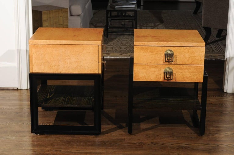 Magnificent Pair of End Tables by Renzo Rutili in Birdseye Maple, circa 1955 For Sale 2