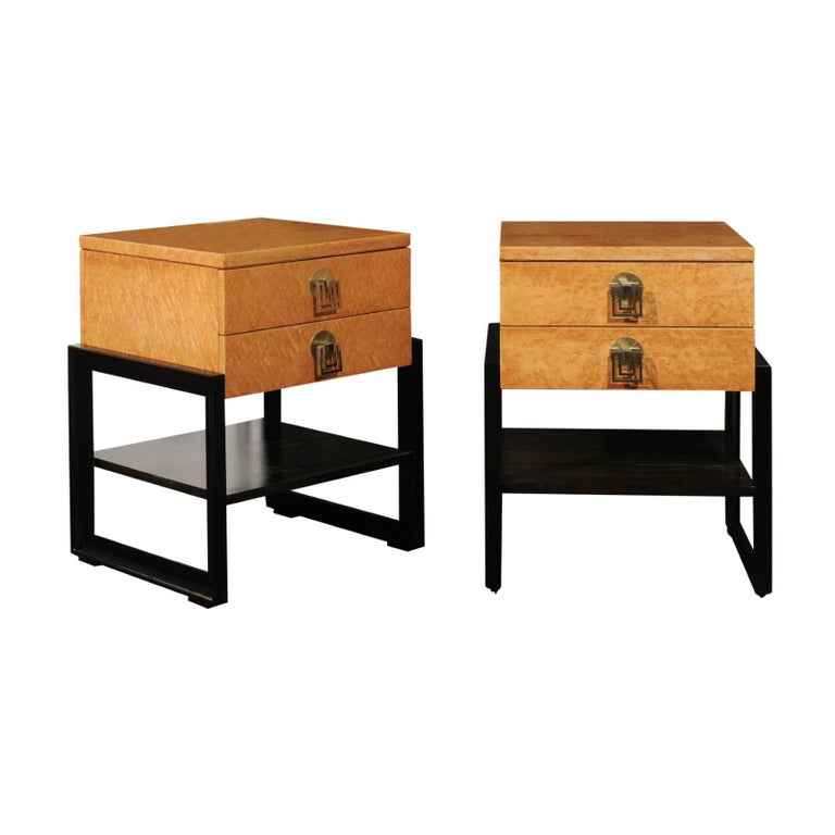 Magnificent Pair of End Tables by Renzo Rutili in Birdseye Maple, circa 1955 For Sale