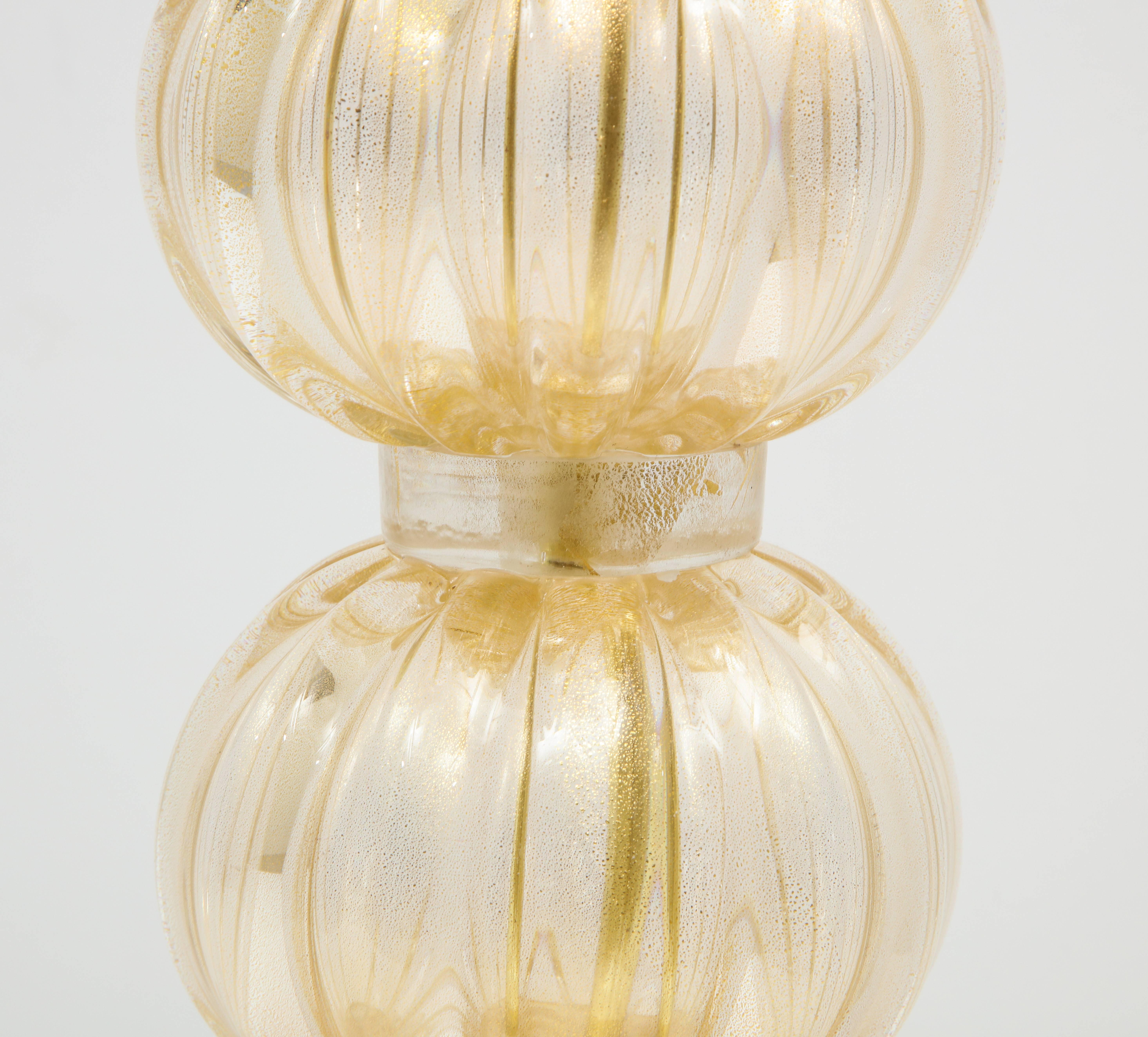 Hand-Crafted Magnificent Pair of Italian Murano Glass Lamps in 23-Karat Gold