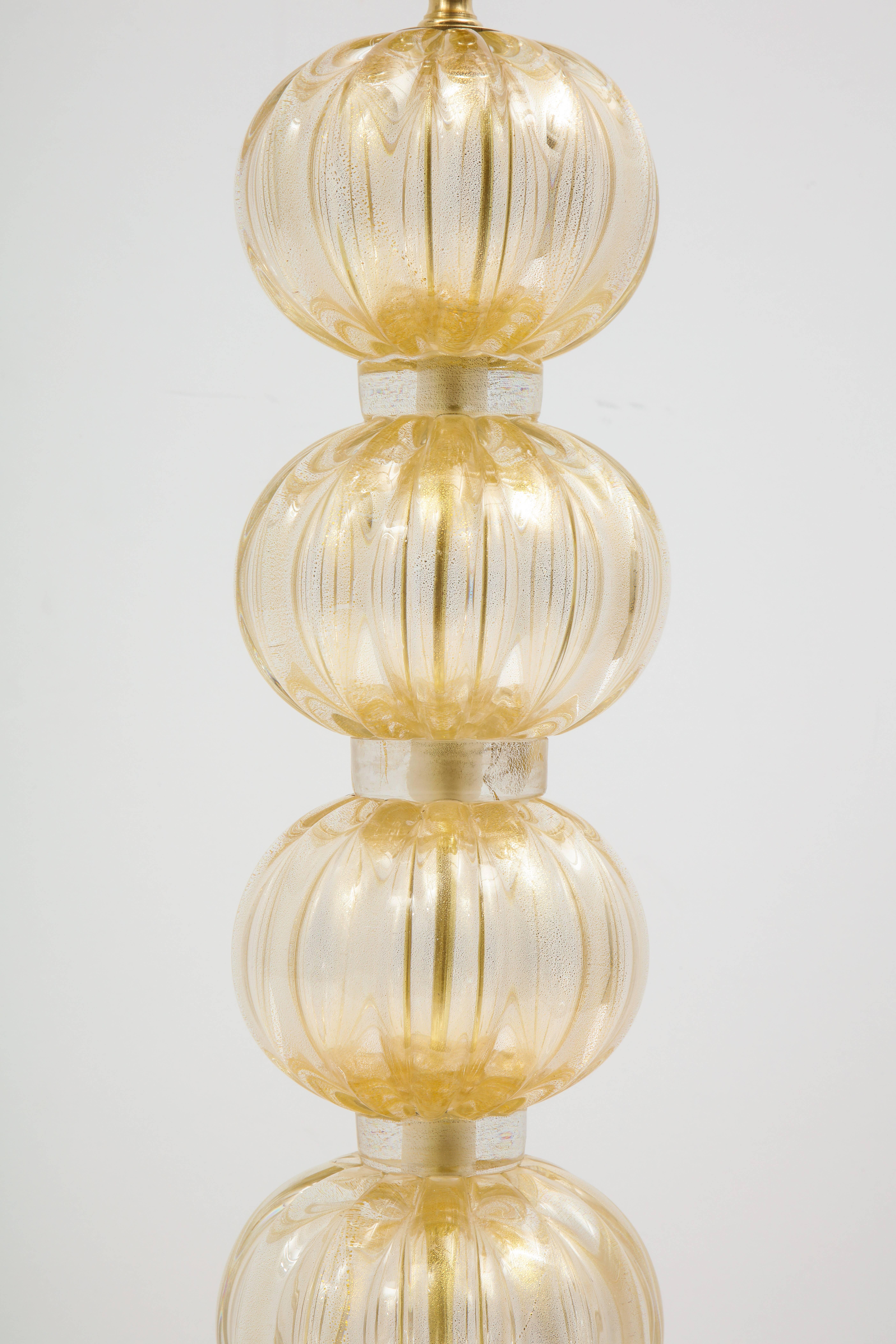 Contemporary Magnificent Pair of Italian Murano Glass Lamps in 23-Karat Gold