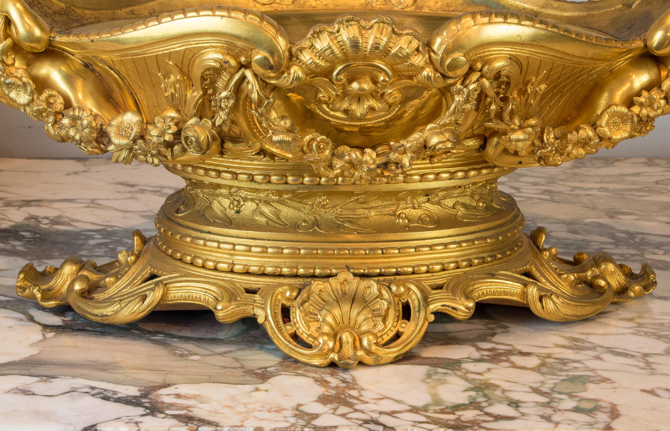 Magnificent Pair of Napoleon III Ormolu Jardinieres In Good Condition For Sale In New York, NY
