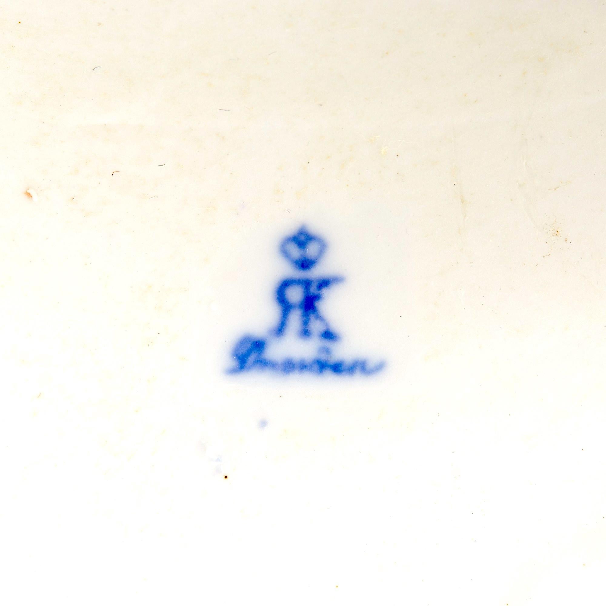 Magnífica Pareja de Jarrones Cubiertos de Porcelana de la Época de Napoleón III/ Siglo XIX. en venta 5