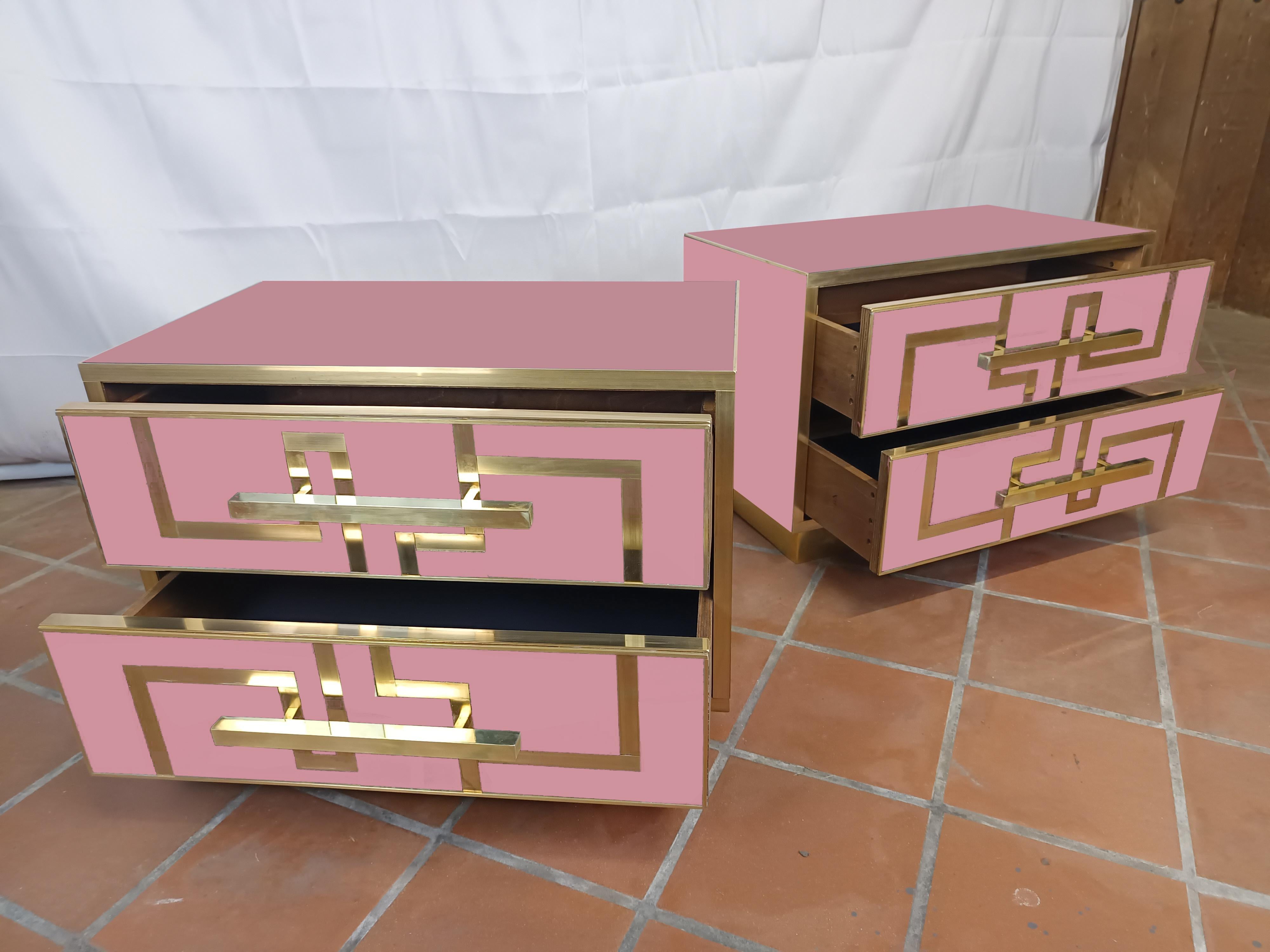 Modern Magnificent Pair of Pink Bedside Tables in Solid Birch Wood and Brass, 1950s Avb For Sale