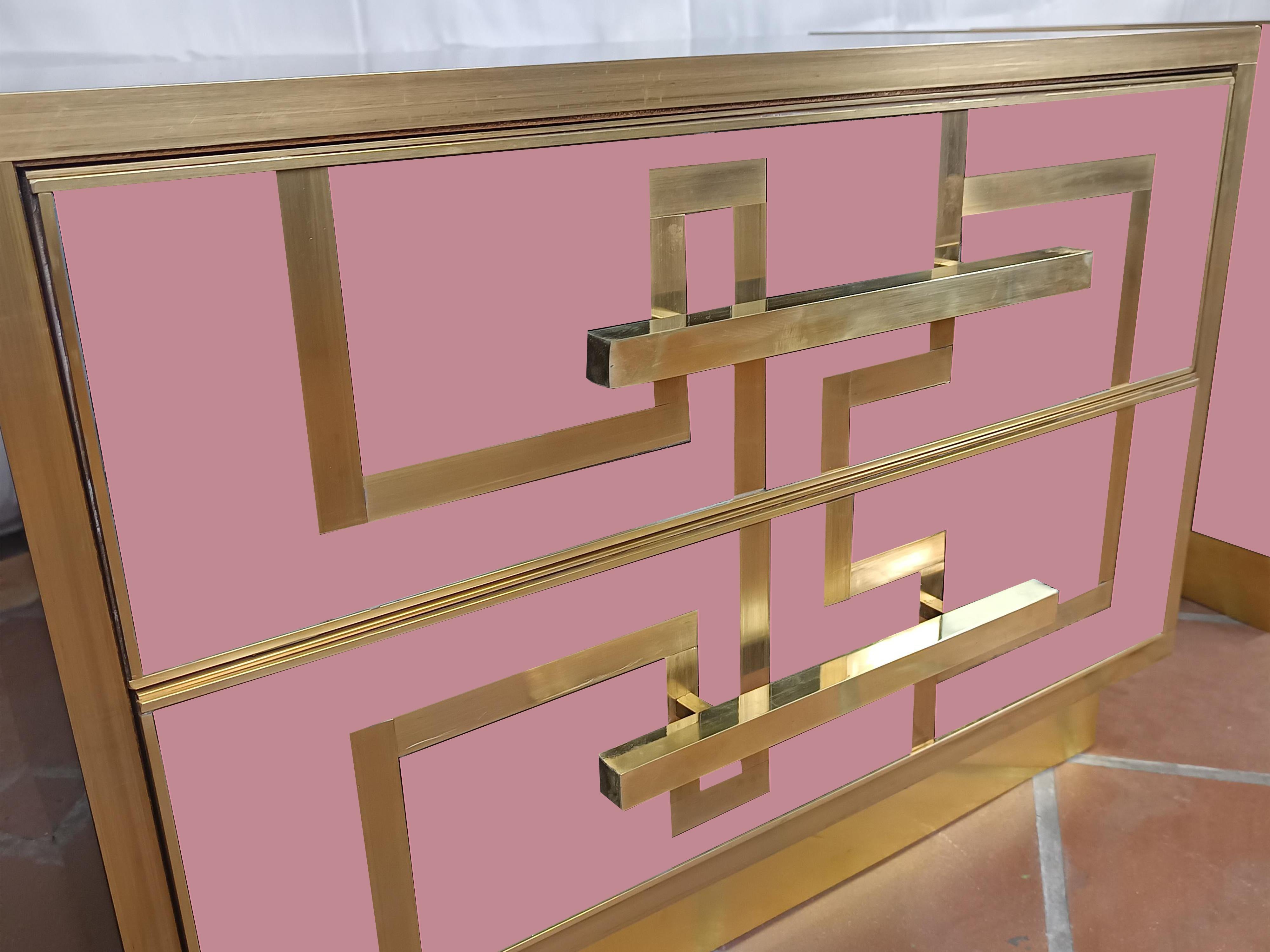 European Magnificent Pair of Pink Bedside Tables in Solid Birch Wood and Brass, 1950s Avb For Sale