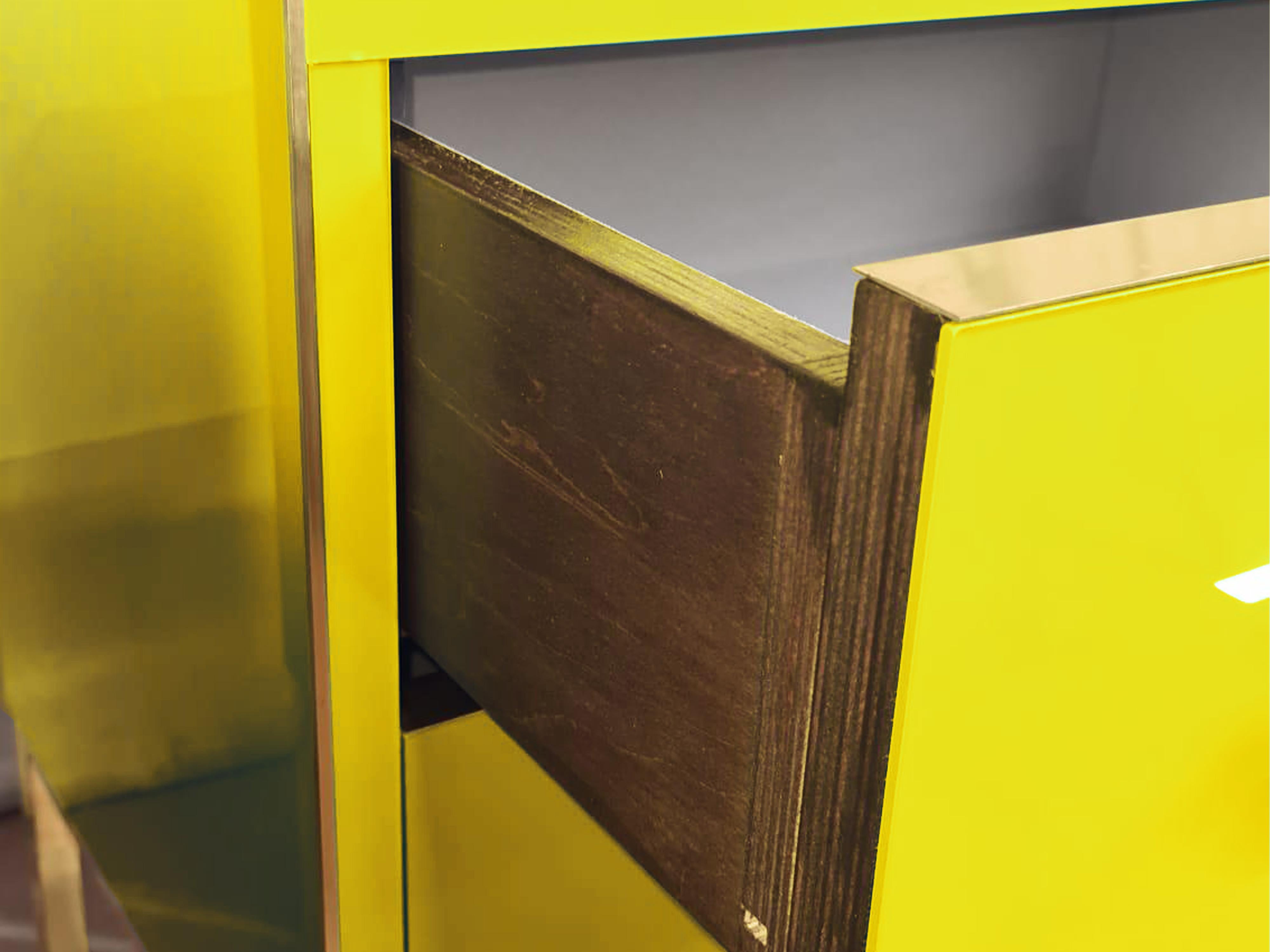 Magnificent Pair of Yellow Bedside Tables in the Style of Andy Warhol Available In New Condition For Sale In Guazzora, IT