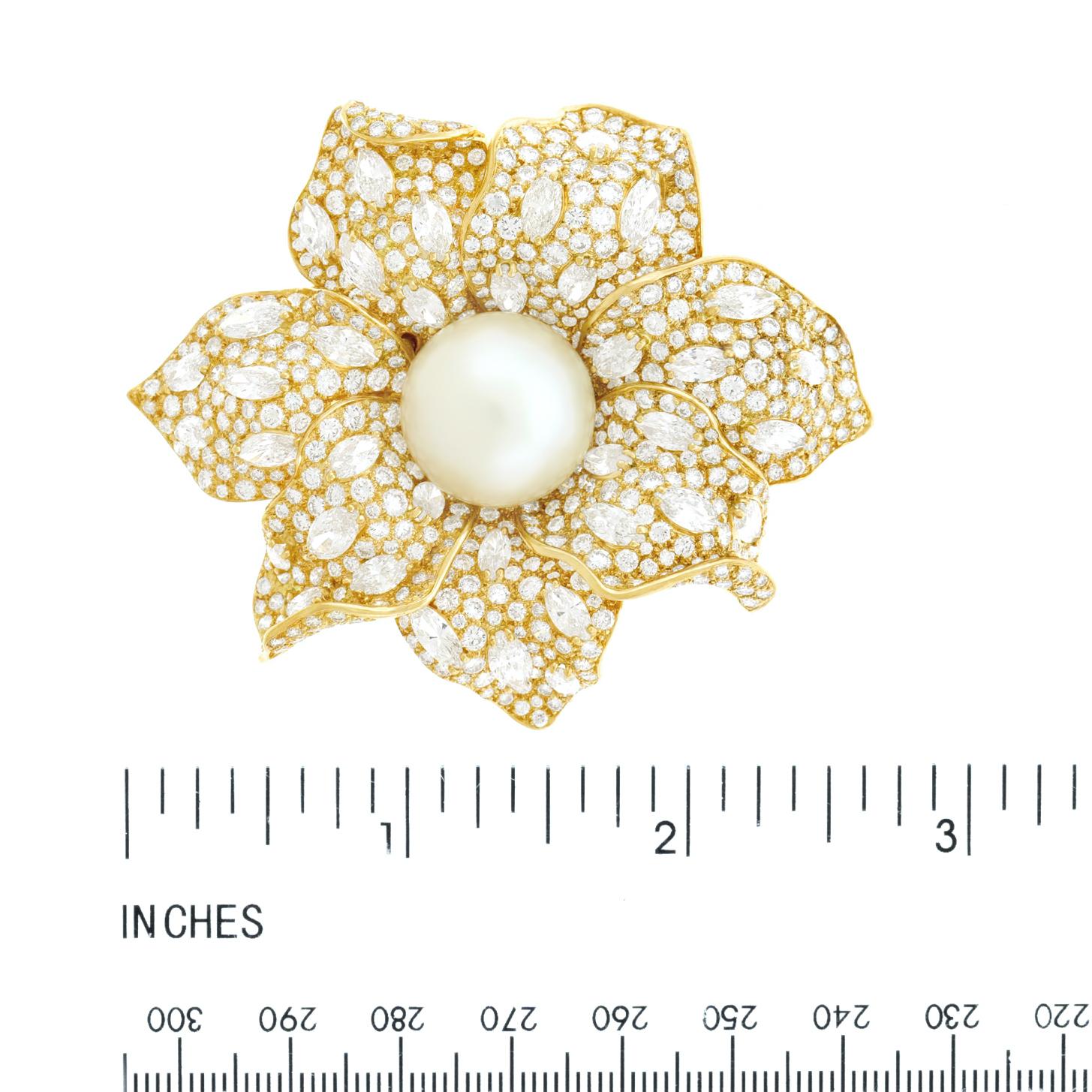 Magnificent Pearl and Diamond Set Gold Flower Brooch For Sale 1