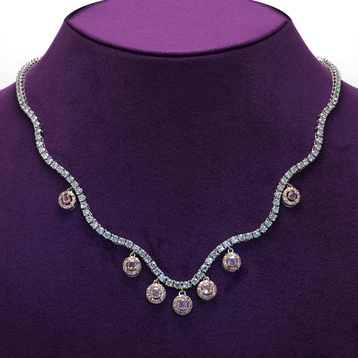 Prächtige rosa Diamant-Halskette aus Platin und Roségold mit Kissenschliff (Zeitgenössisch) im Angebot