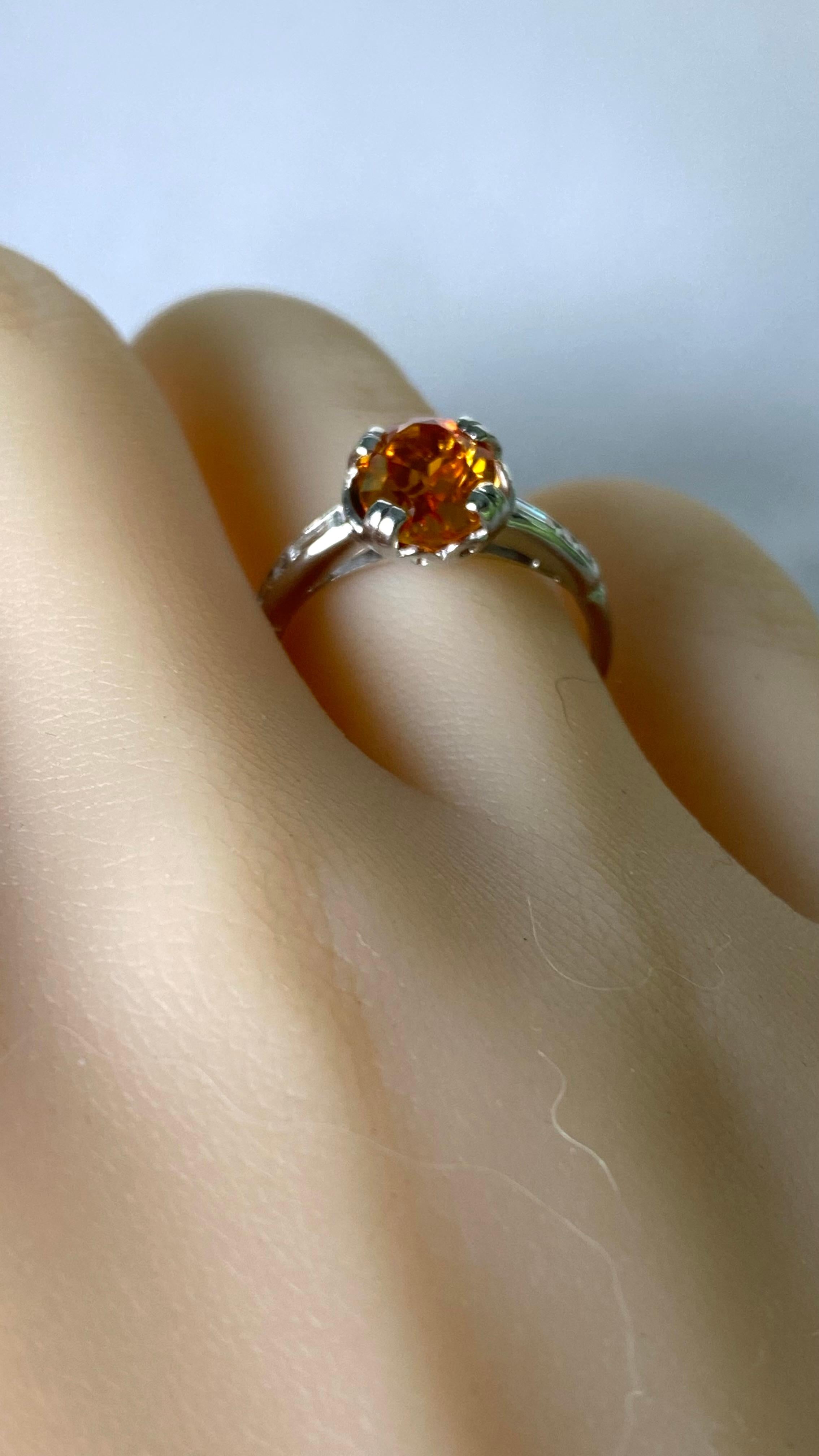 Women's Magnificent Platinum 1.5 Carat Cushion Rare Orange sapphire Vintage Diamond Ring For Sale