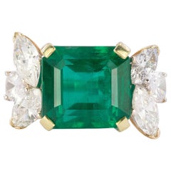 Magnificent Platinum 7.81 Carat Emerald Ring