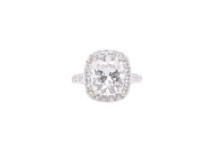 Magnificent Platinum Engagement Ring with Diamonds