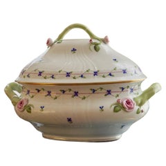 Magnificent porcelain HEREND "Blue Garland" big oval tureen with branch handle