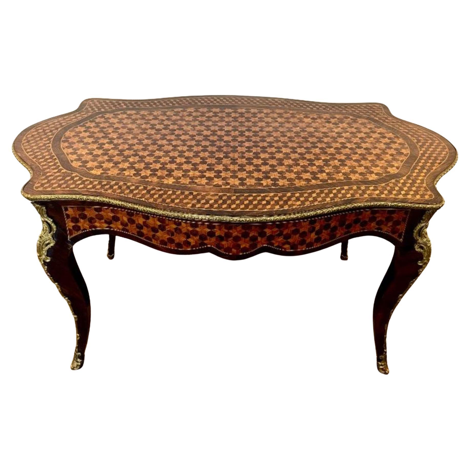 Magnifico tavolo da centro in palissandro antico e parquet intarsiato di qualità francese in vendita